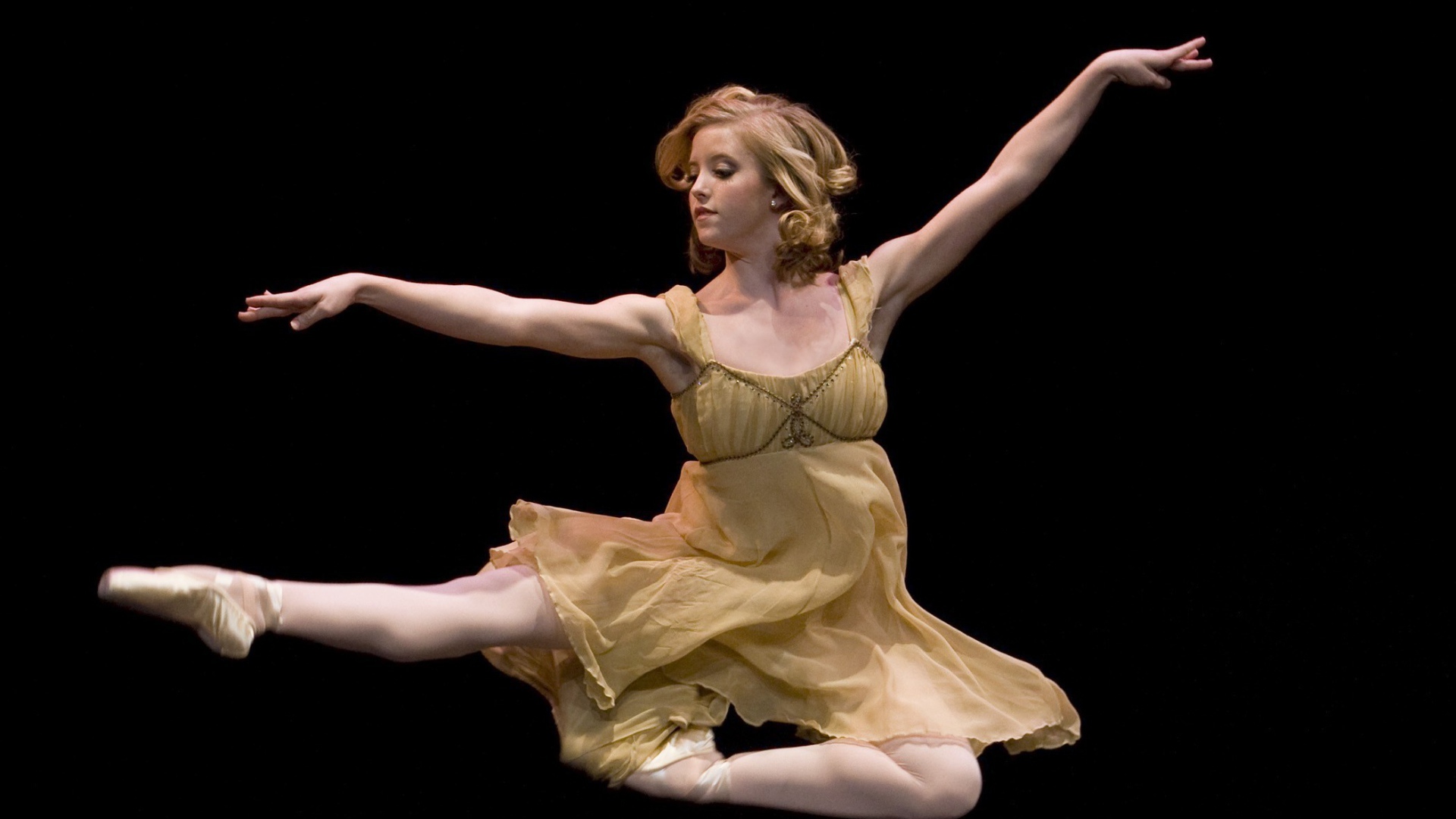 Балерина Меган Ольсен