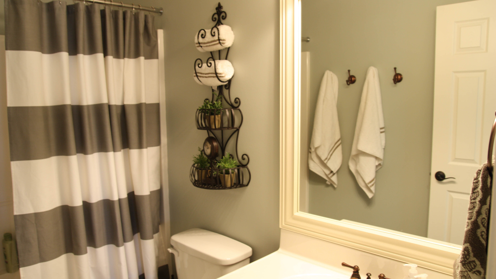 Ванная за занавеской