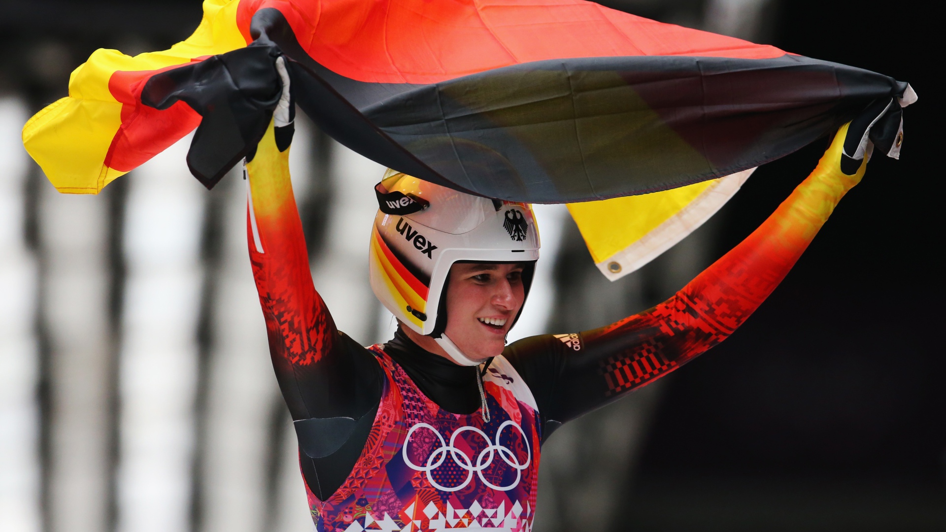 Немецкая саночница Натали Гейзенбергер  обладательница золотых медалей