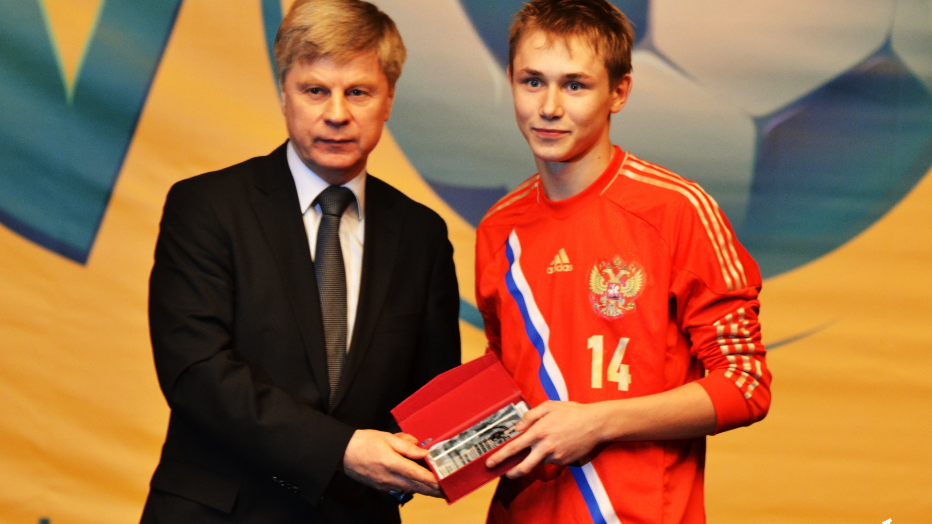 Юный футболист сборной России Дмитрий Ефремов