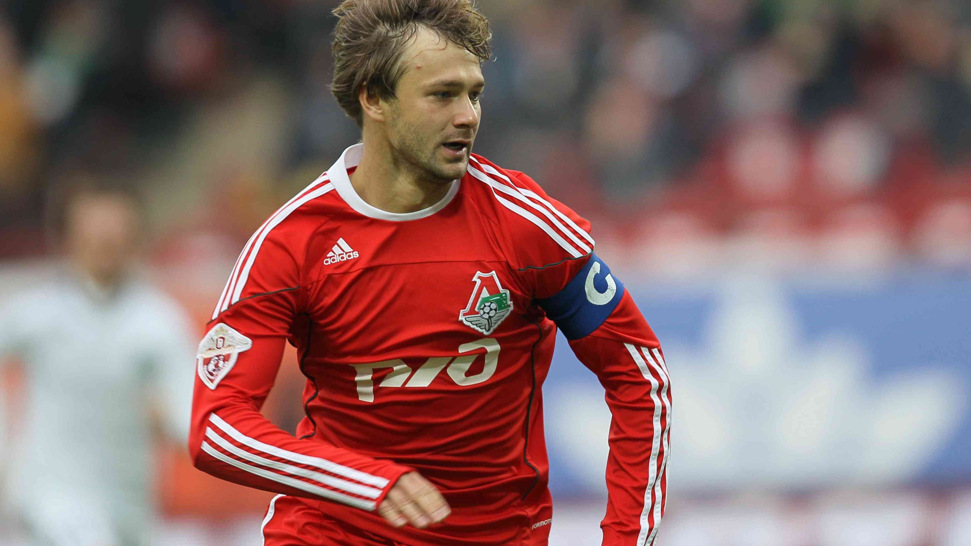 Дмитрий Сычев нападающий Локомотива на бегу