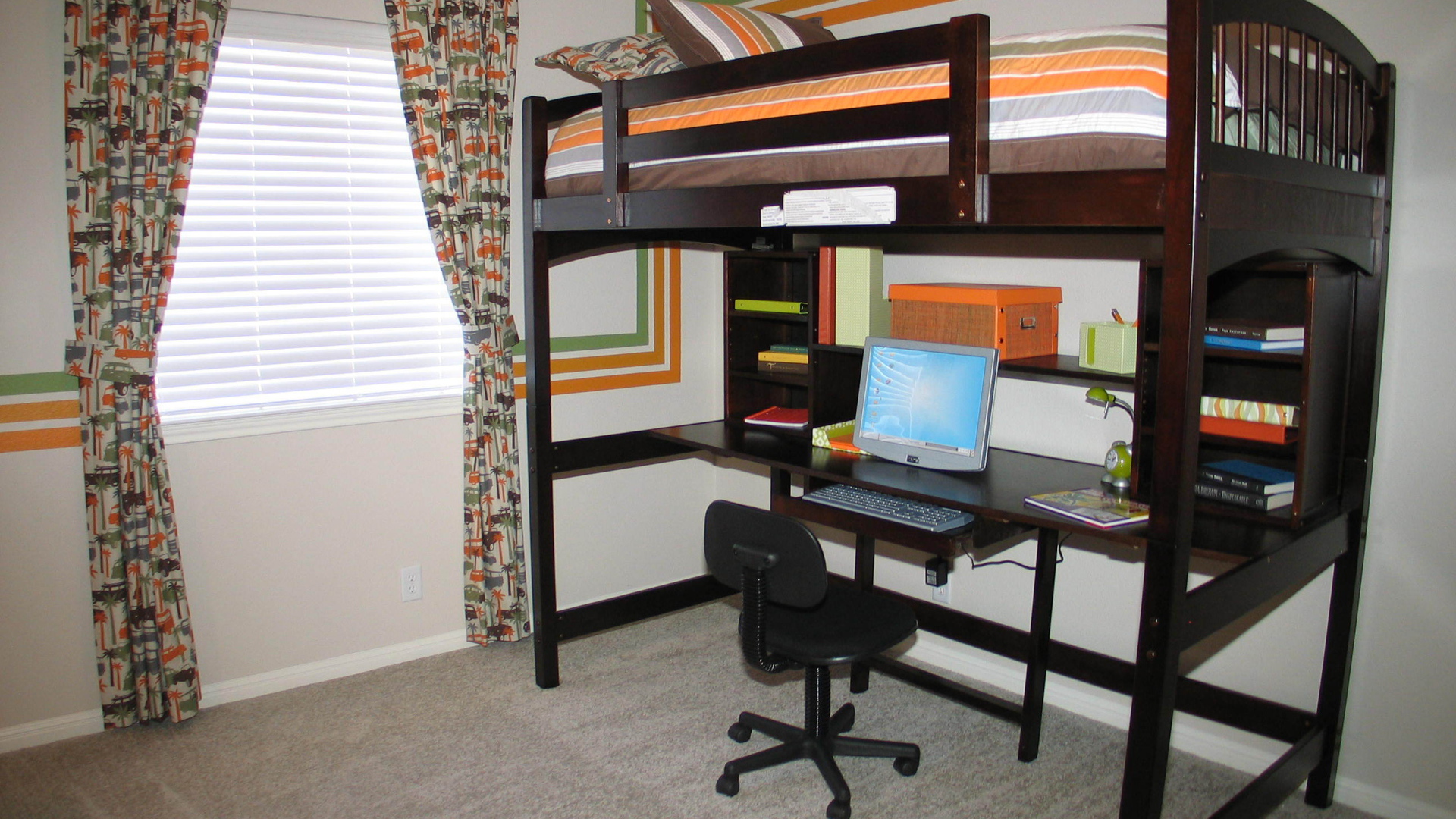 Многофункциональная детская комната