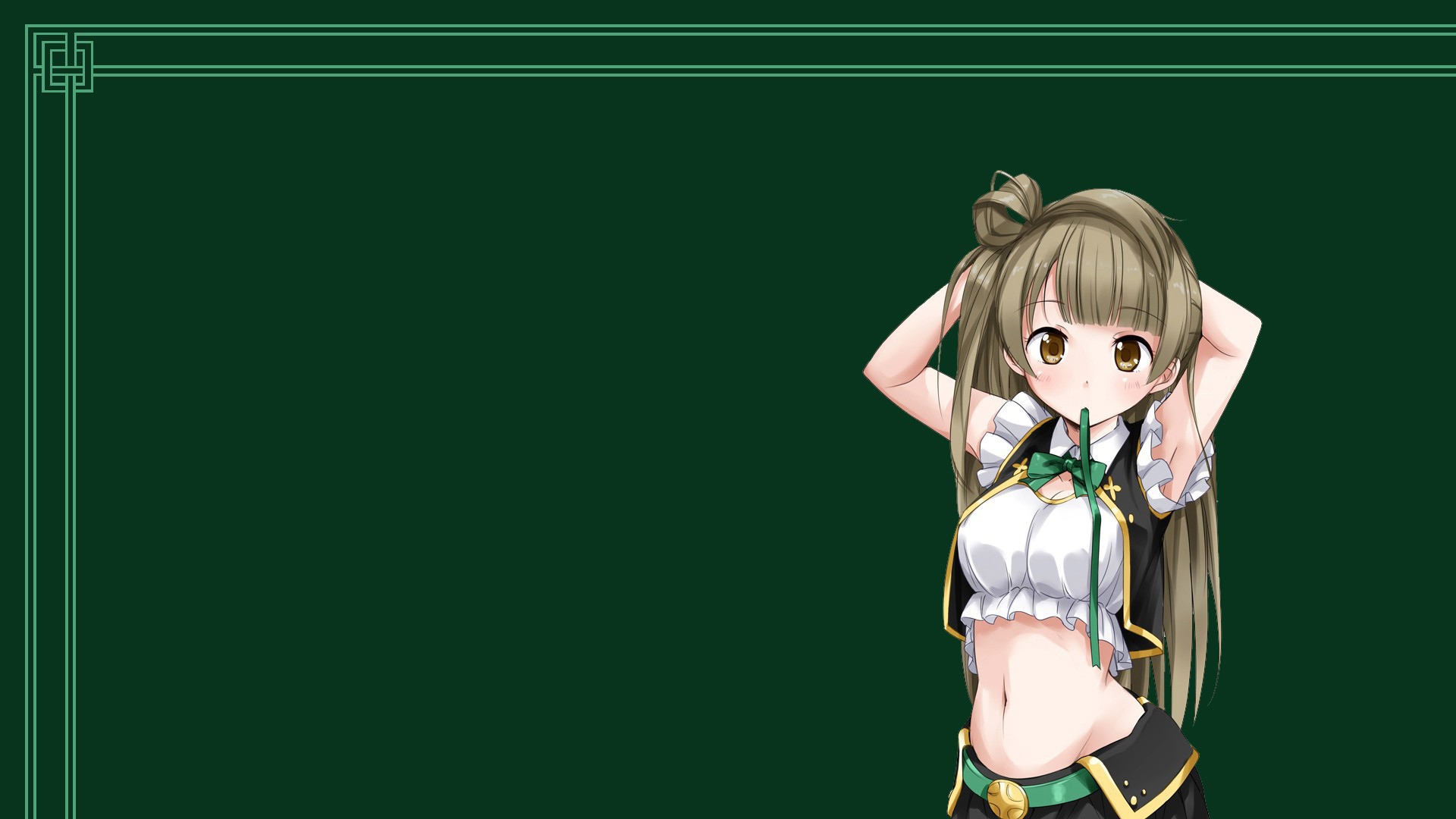 Девушка из аниме Love Live на зеленом фоне