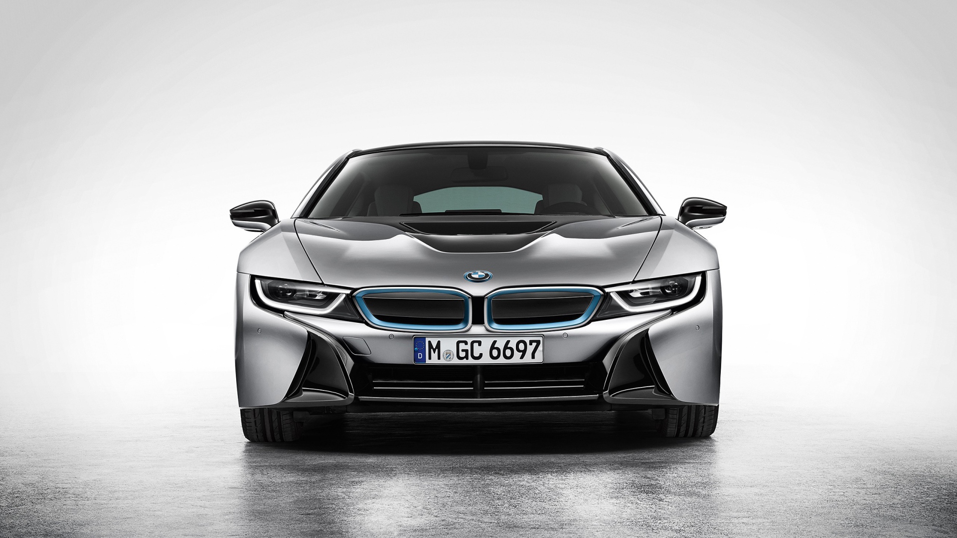 Современный автомобиль BMW i8