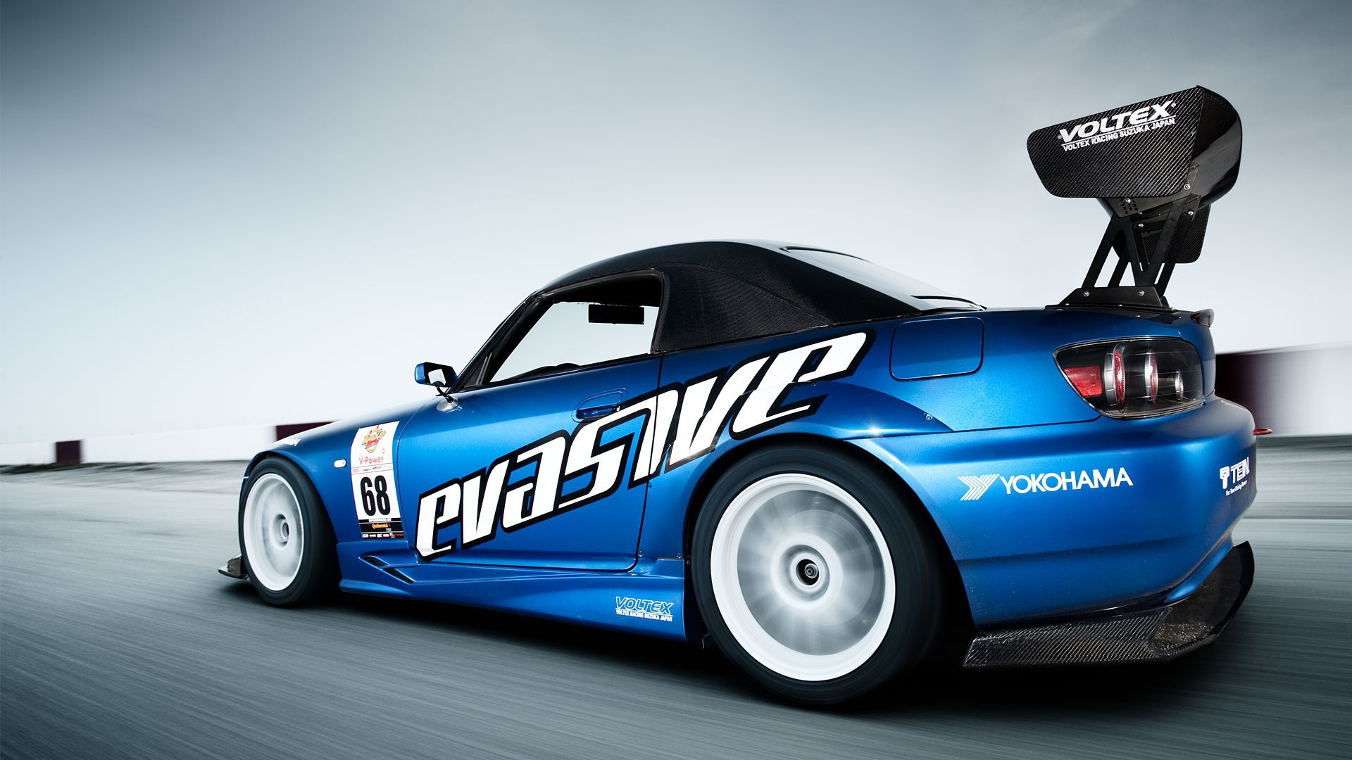 Спортивная Нonda s2000 со спойлером