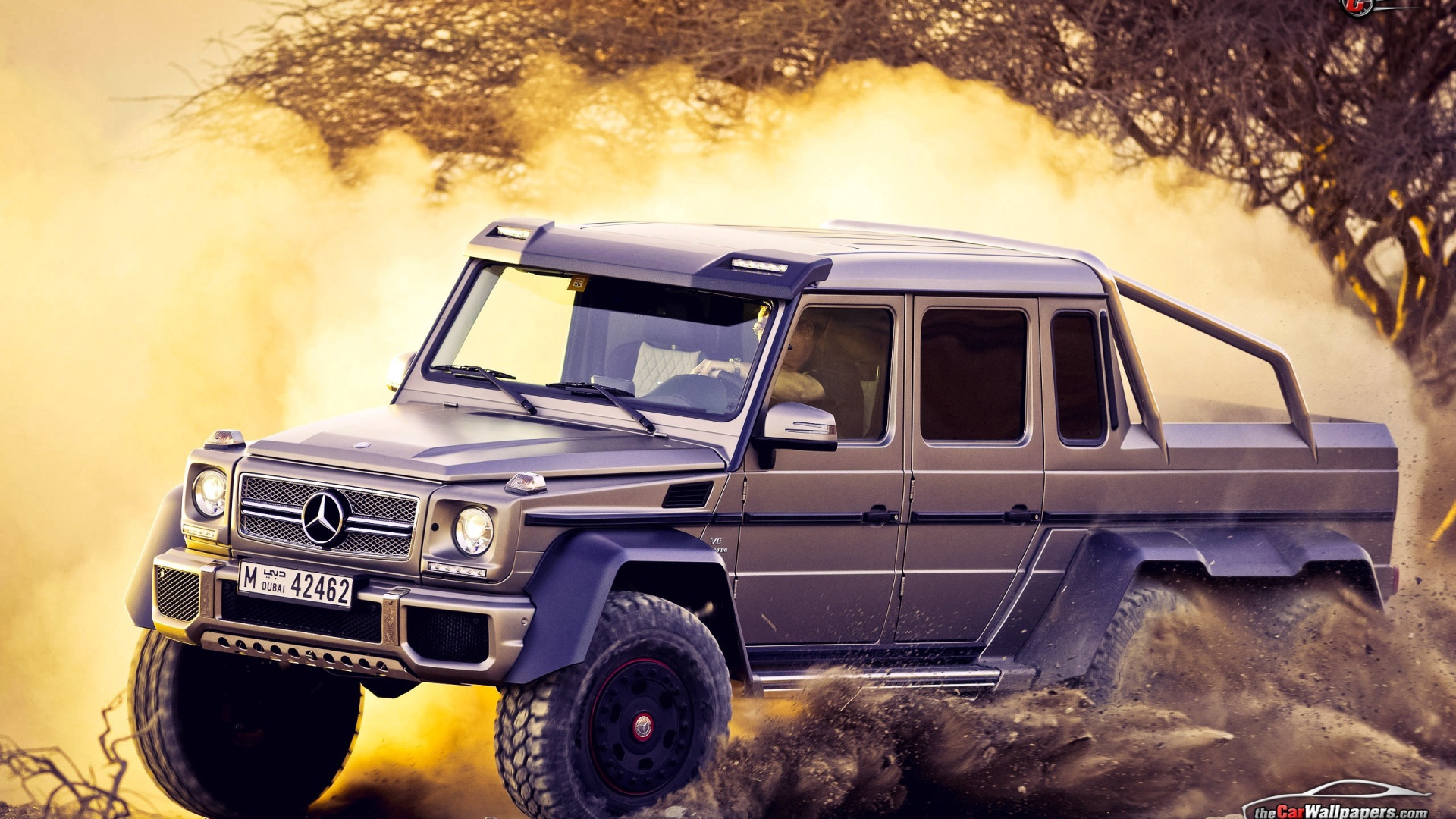 Мощный внедорожник Мерседес Gelenvagen