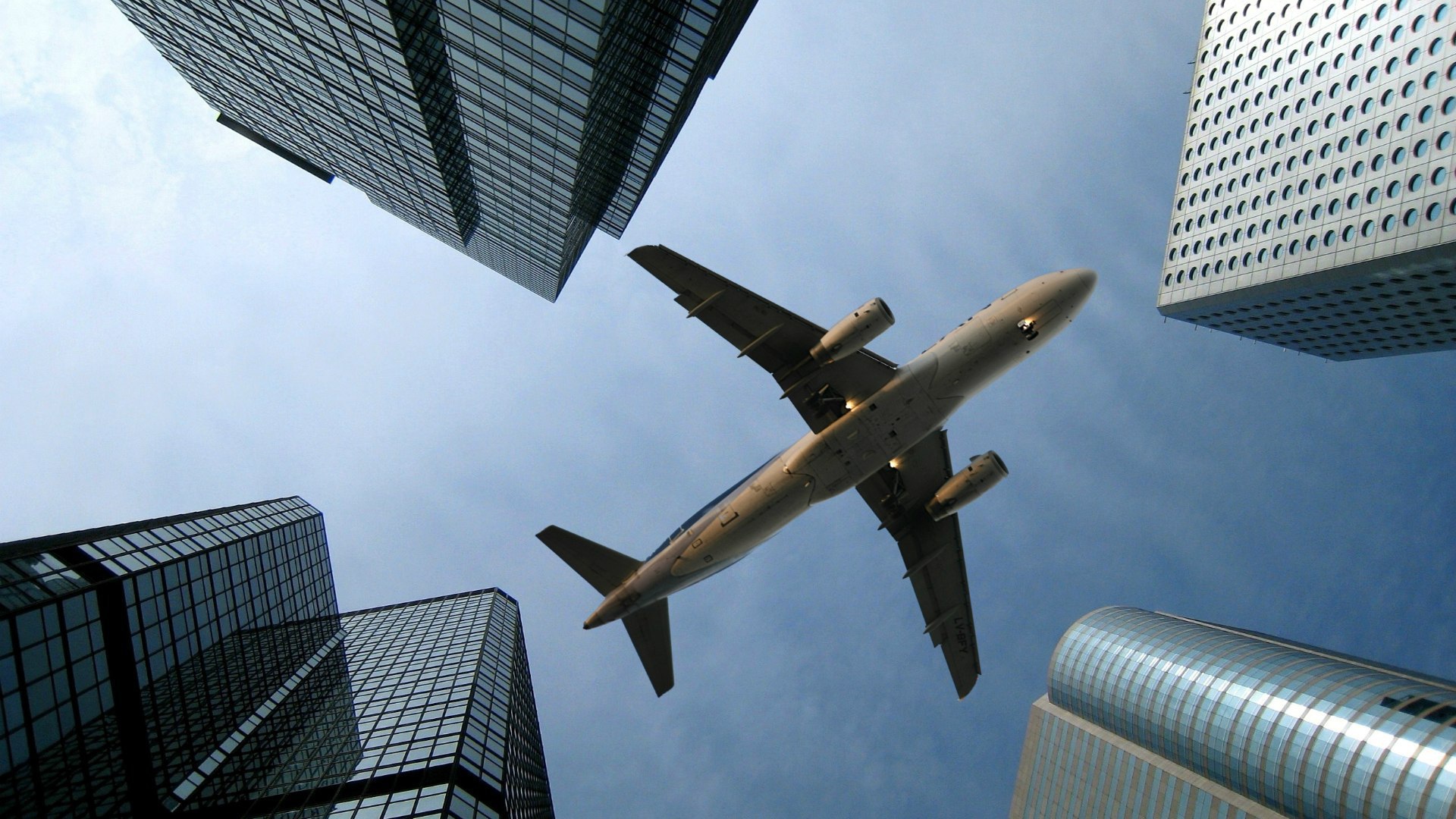 Airbus A320 в Гонконге