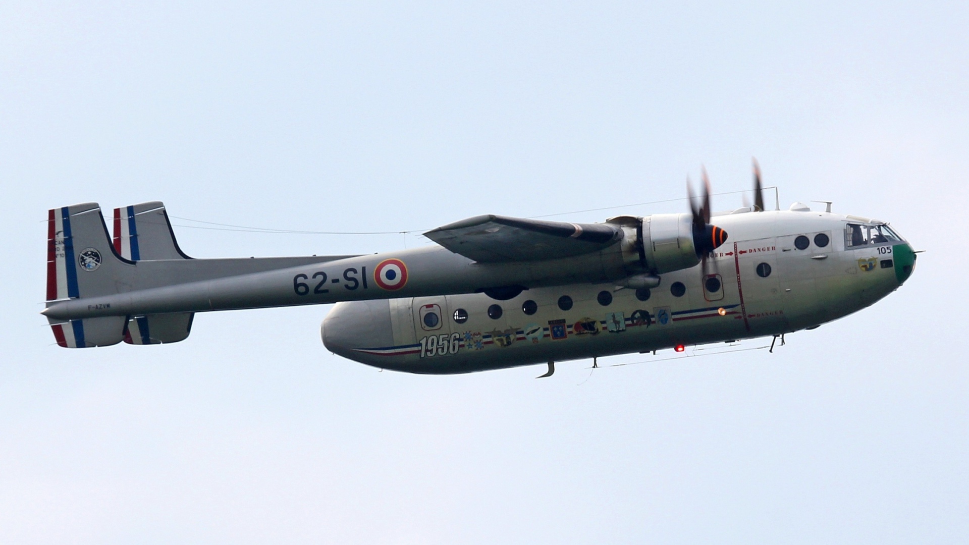 Пассажирский самолет 1950-х годов