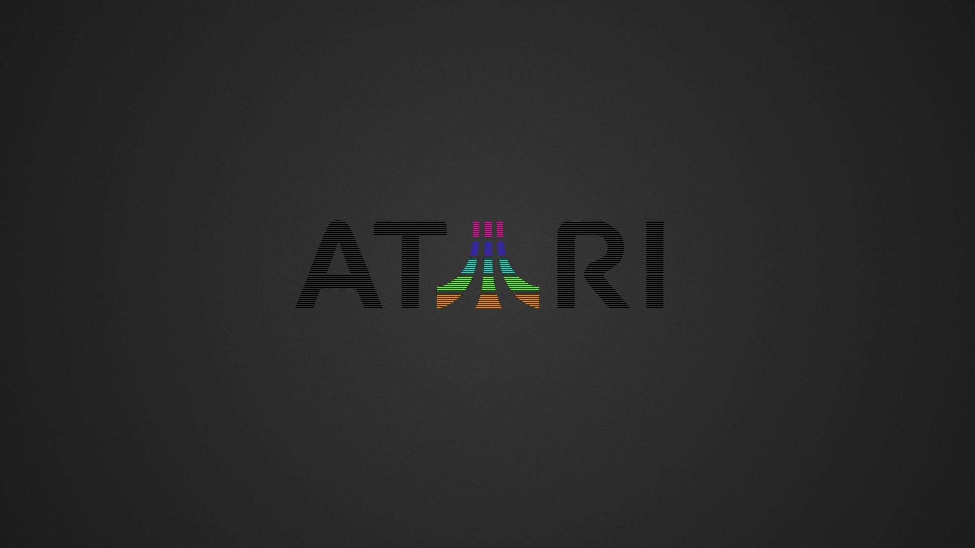 Надпись Atari, серый фон