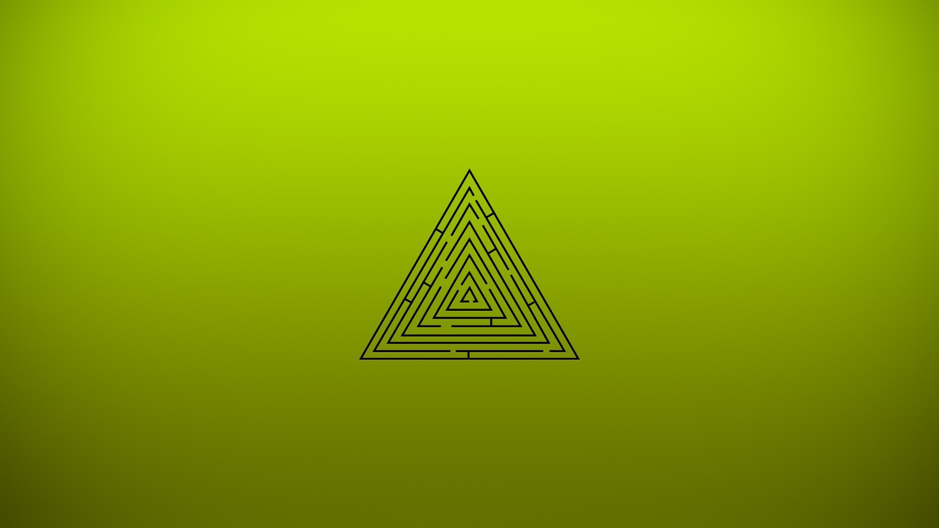 Лабиринт на зеленом фоне