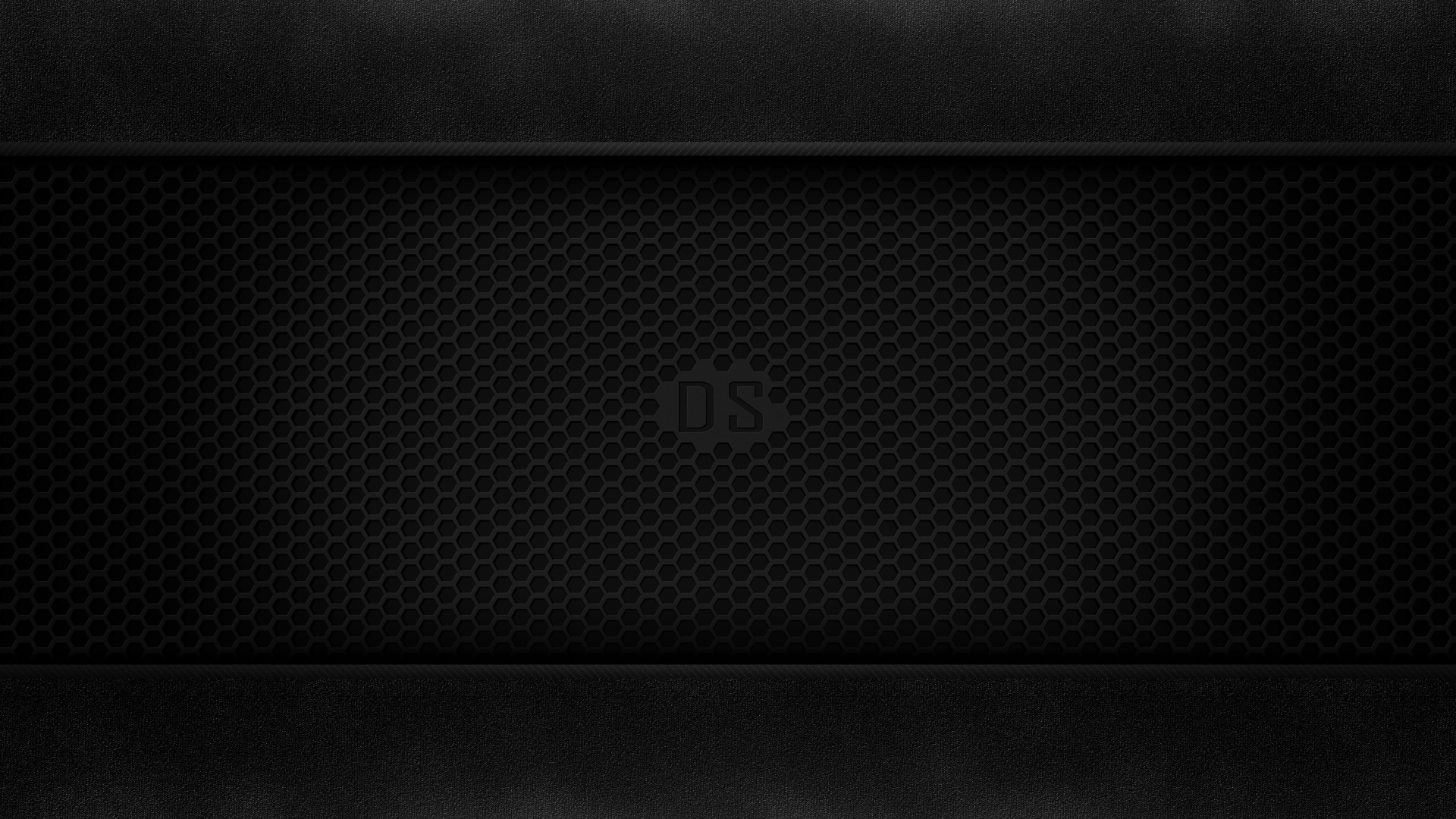 Черная металлическая сетка