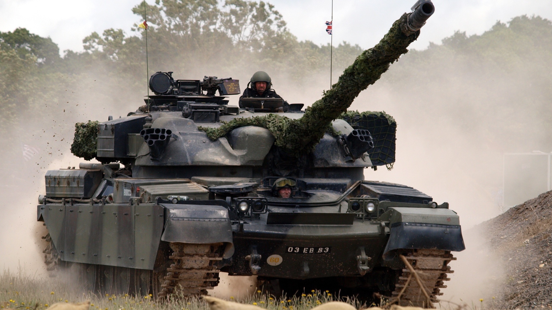 Британские танкисты на учениях