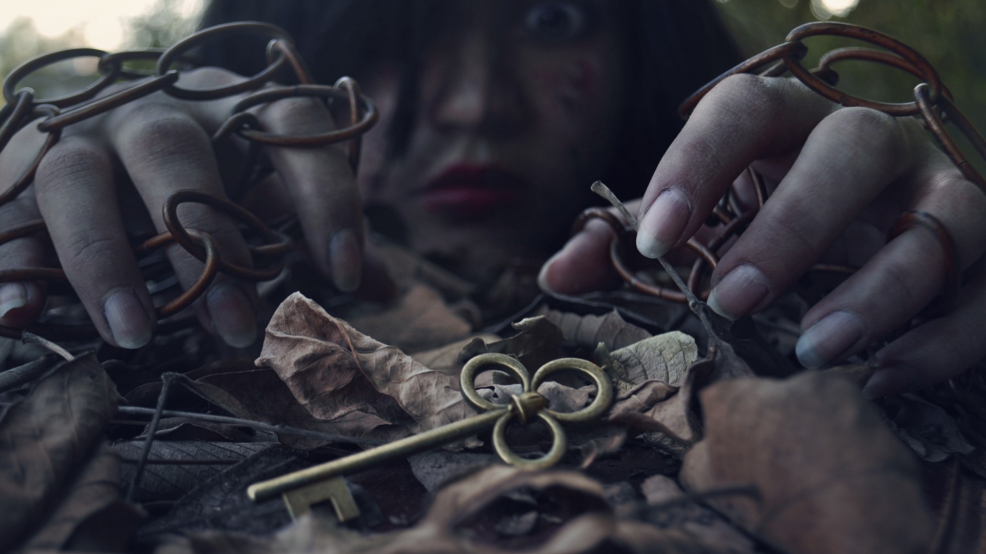 Девушка нашла ключ