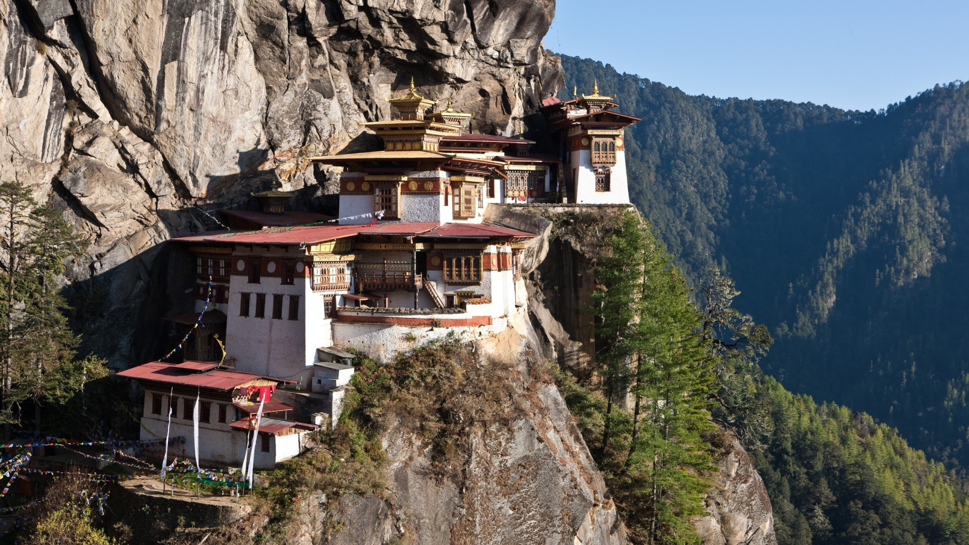 Monastery in the mountains of Tibet