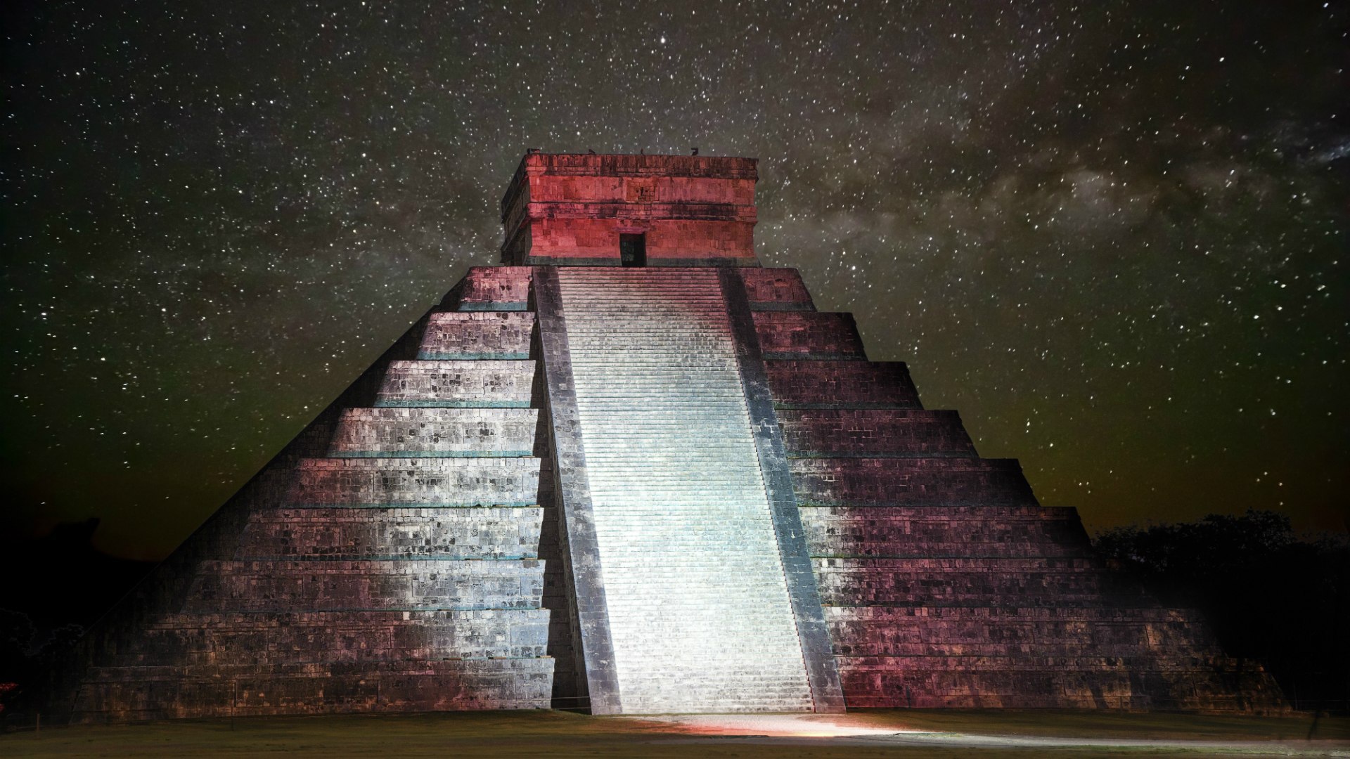 Пирамида Майя в Мексике