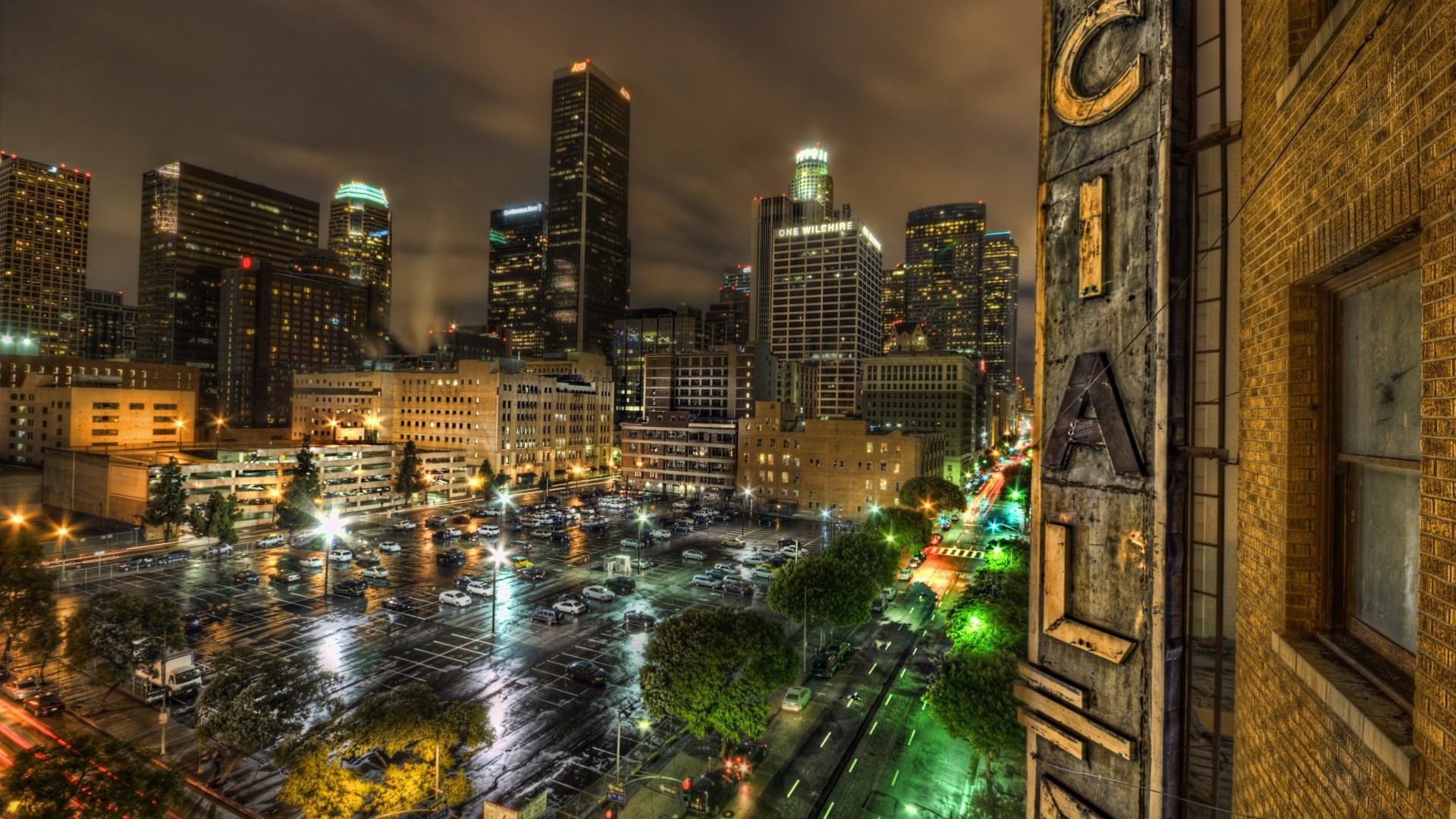 Парковка в ночном Лос-Анжелесе