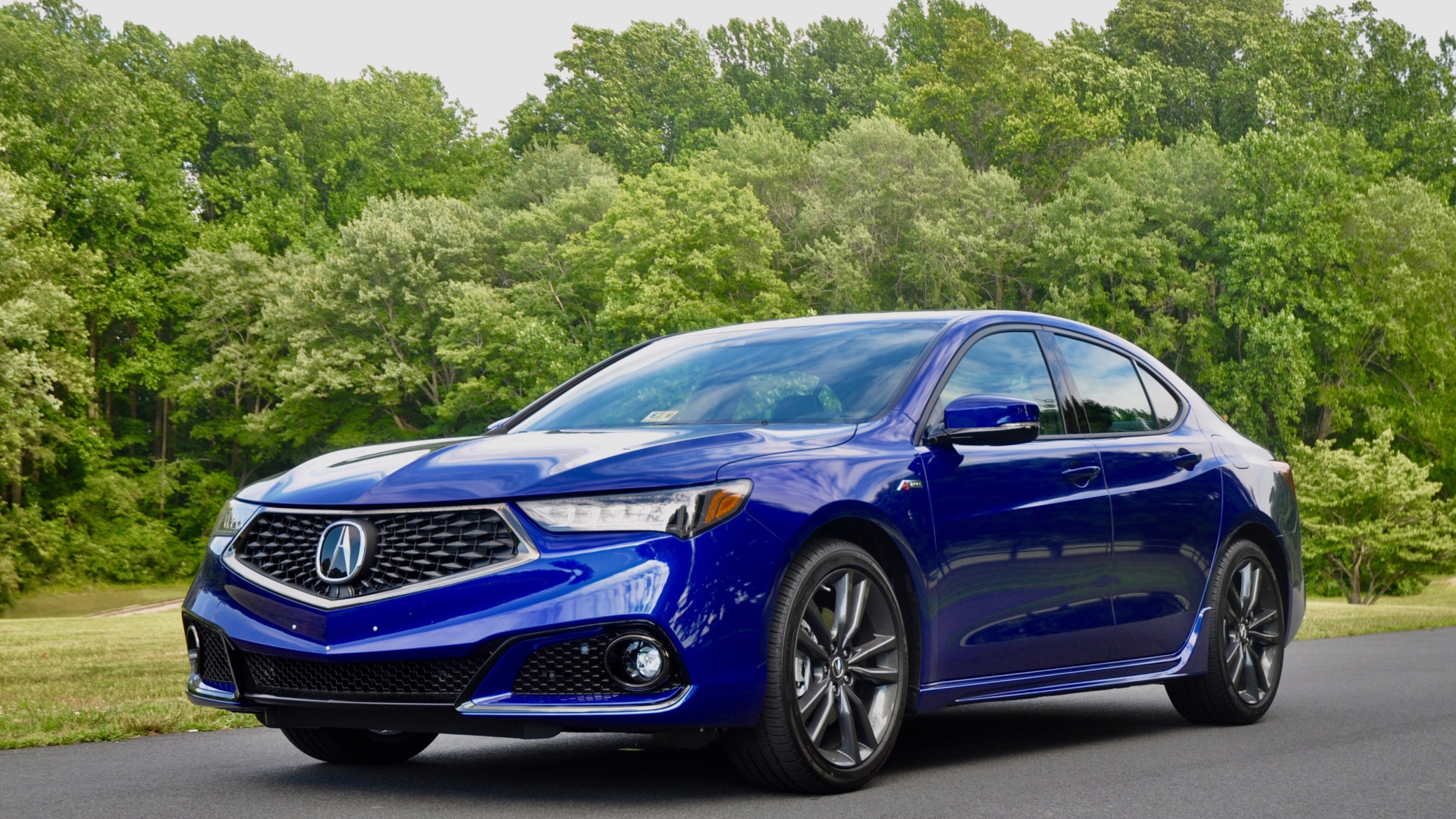 Синий электрический автомобиль Acura TLX A-Spec, 2018