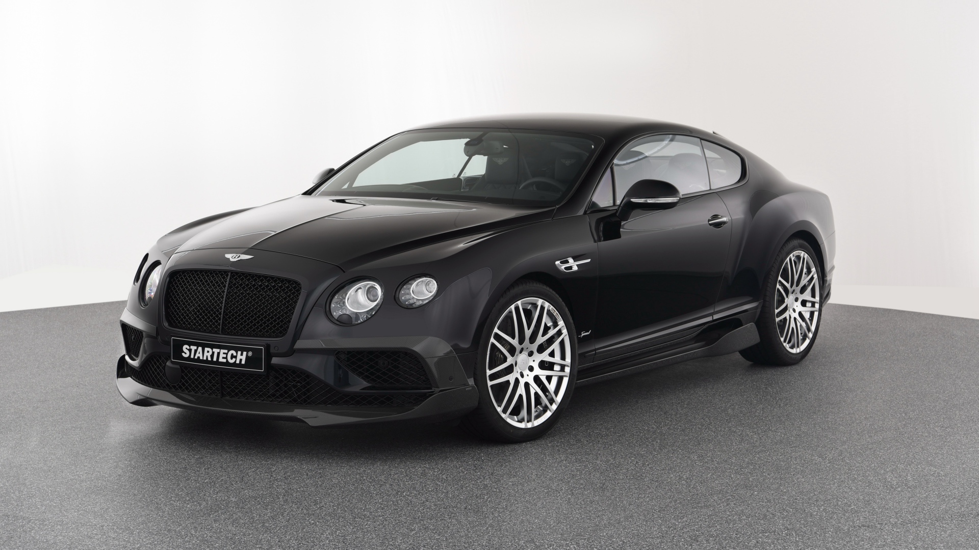 Черный автомобиль Bentley Startech Continental GT Speed