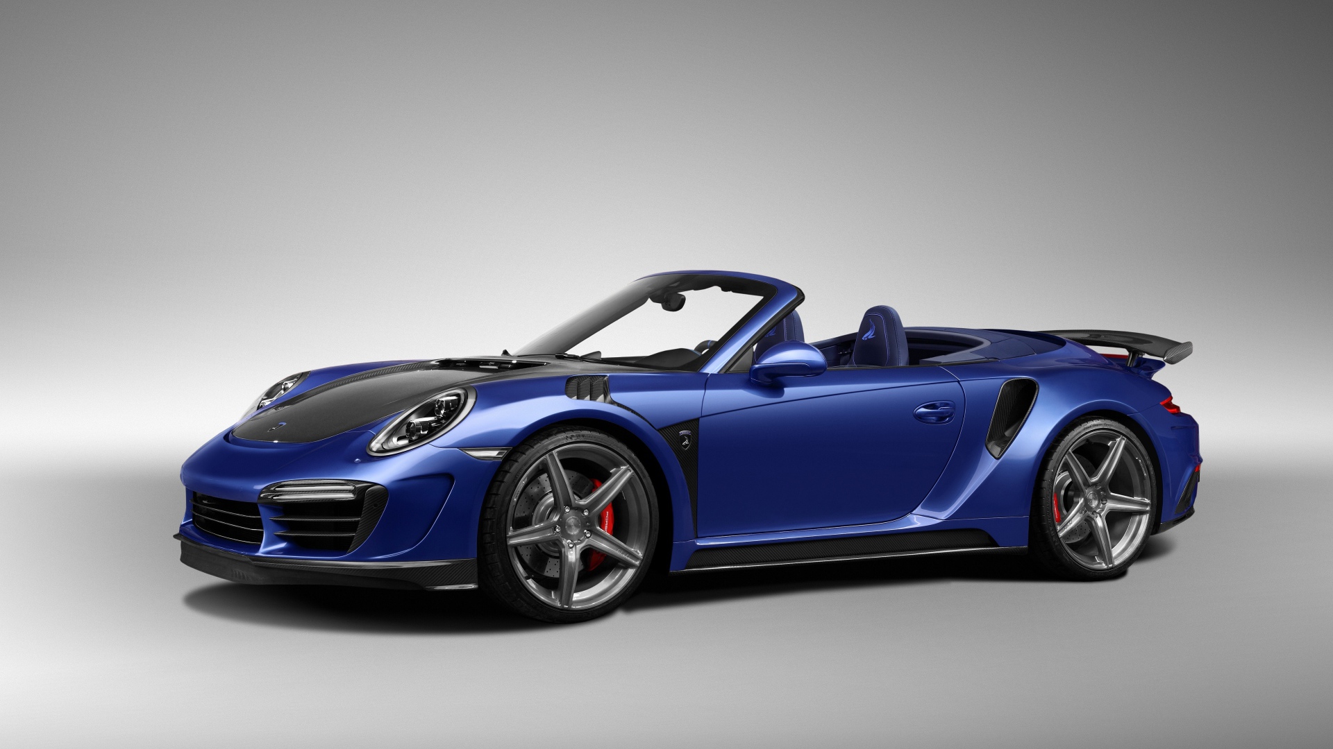 Синий автомобиль кабриолет Porsche 911 Stinger GTR, 2017 