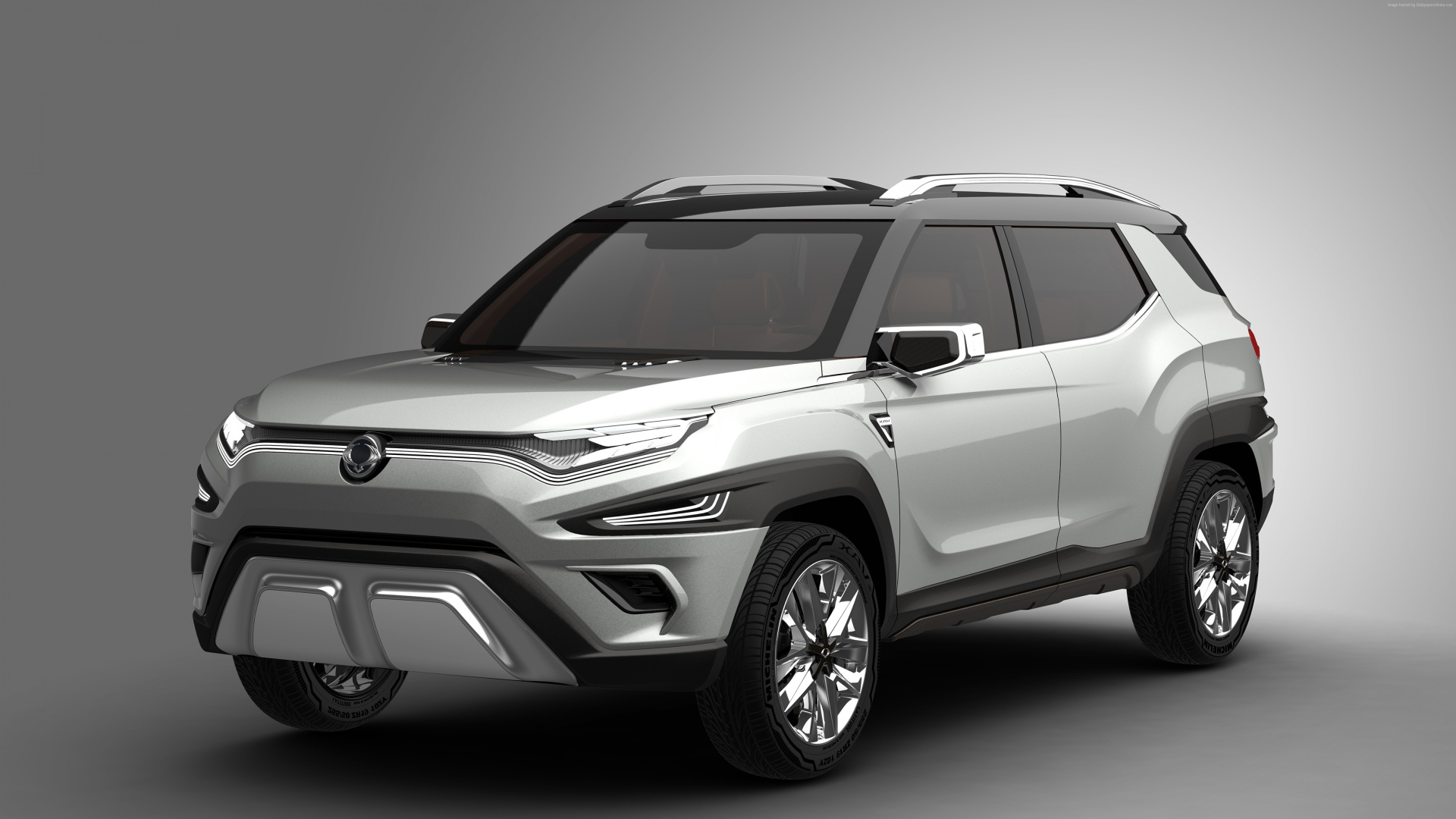 Серебристый внедорожник SsangYong XAVL, 2017