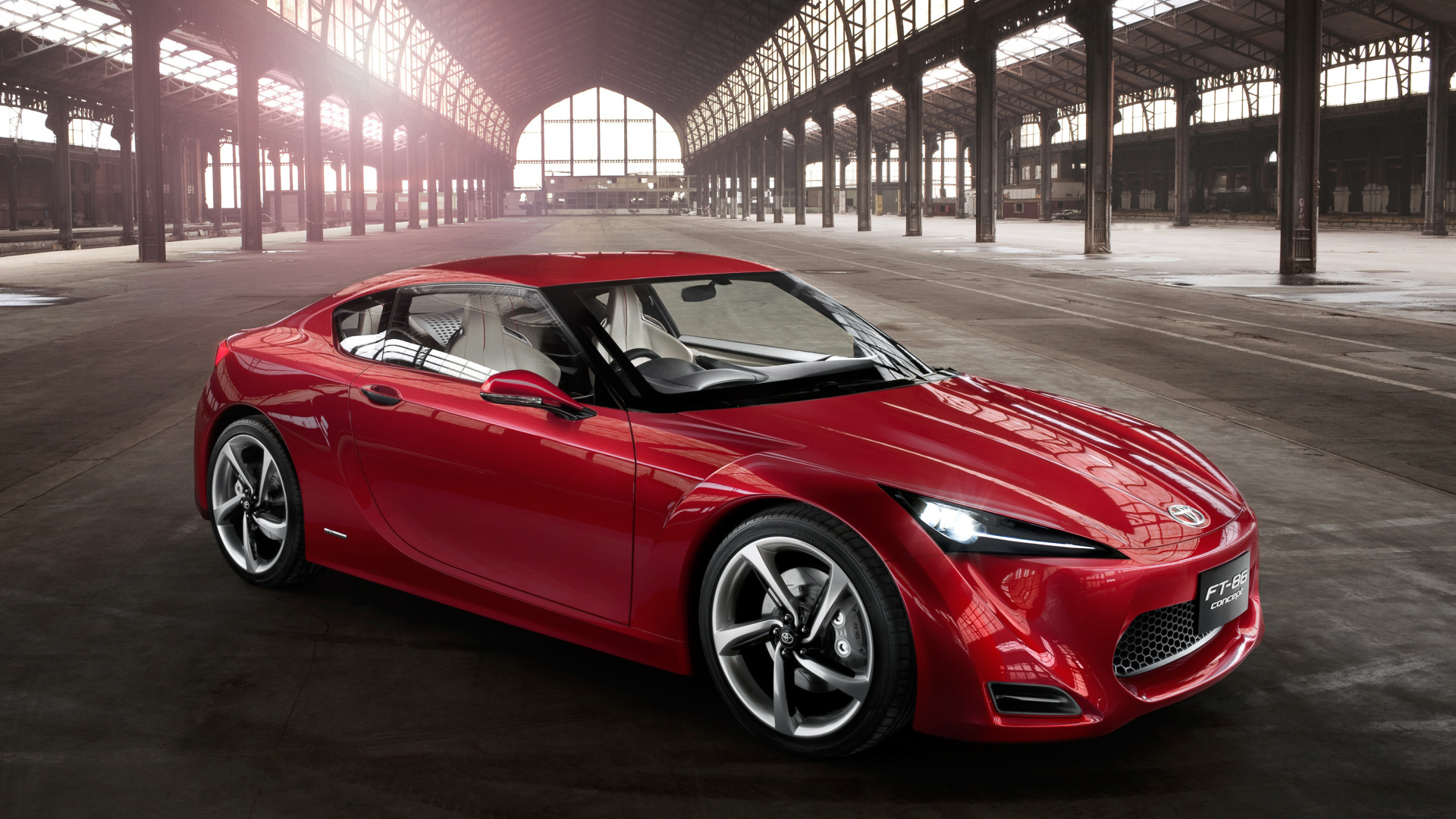 Красный спортивный автомобиль Toyota 86 