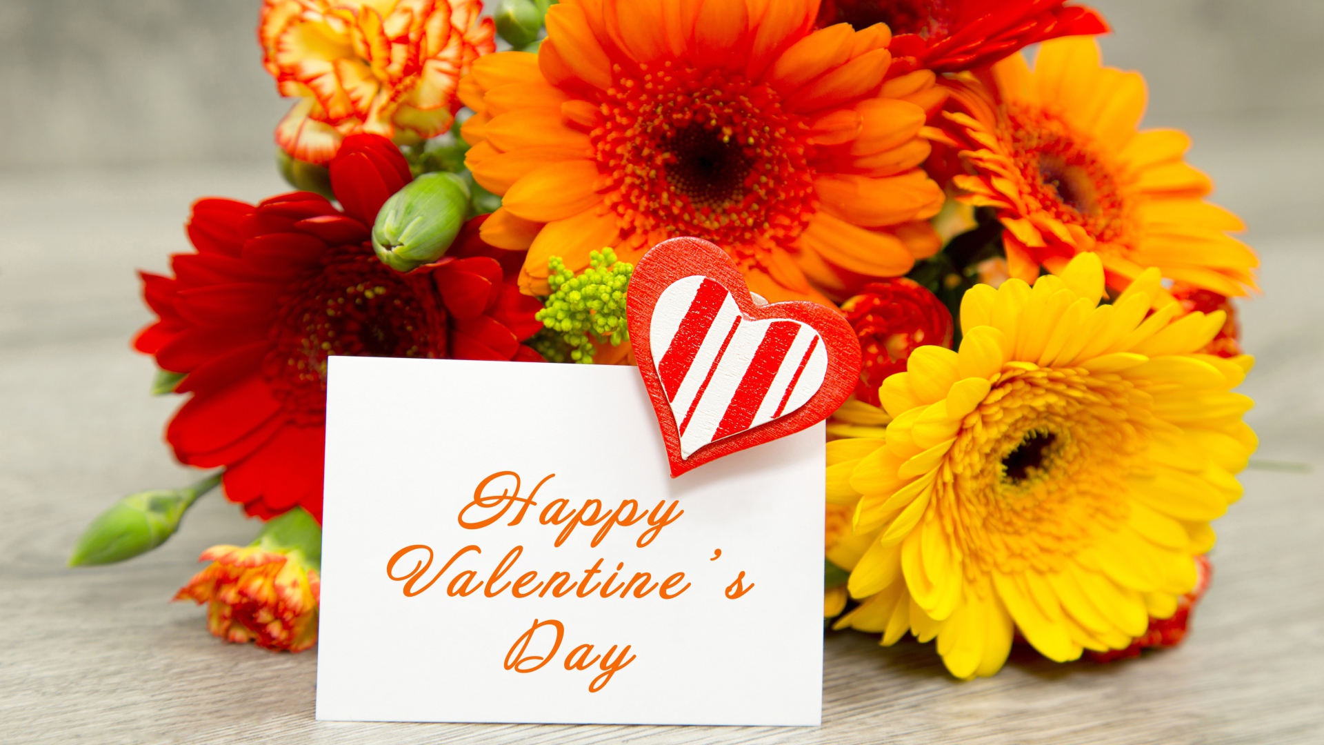 Букет гербер с валентинкой на День Святого Валентина, 14 февраля