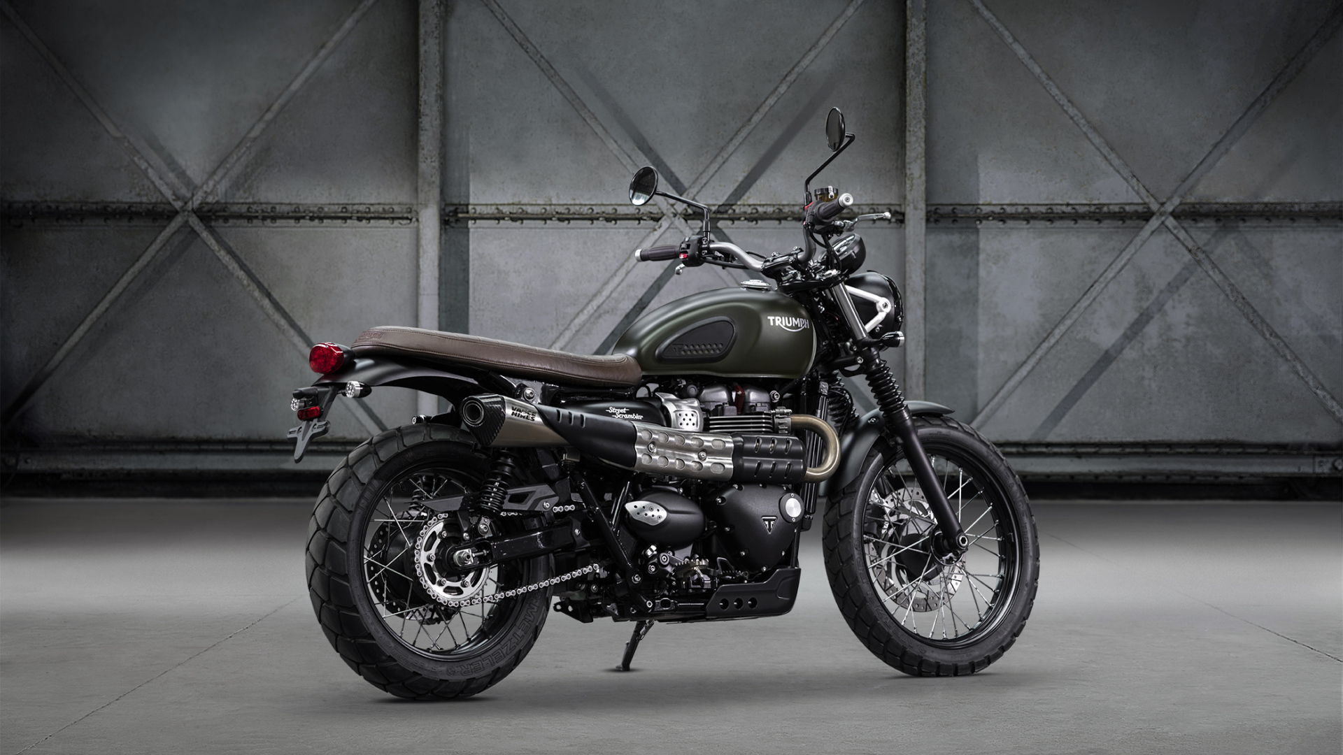 Мотоцикл Triumph Street Scrambler вид сбоку