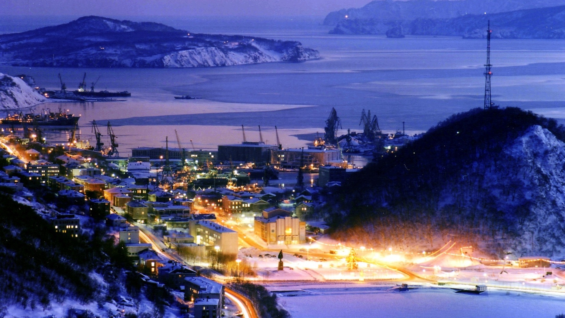 Красивый вид на ночную Камчатку, Россия 