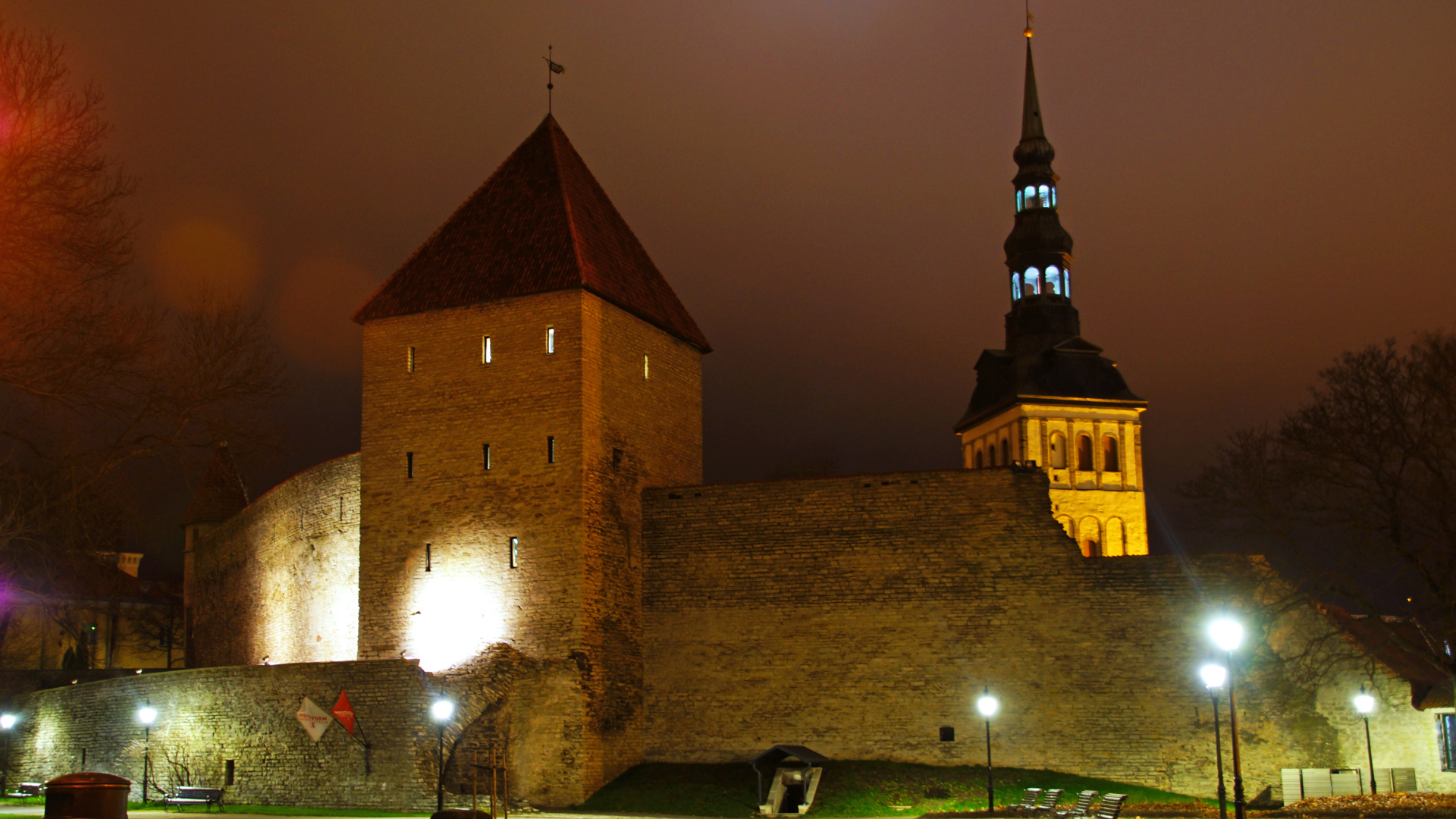 Вируские ворота средневековой крепости,  Таллинн. Эстония 