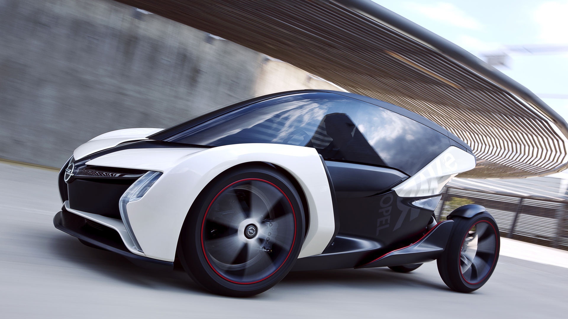 Стильный миниатюрный электромобиль Opel RAK 