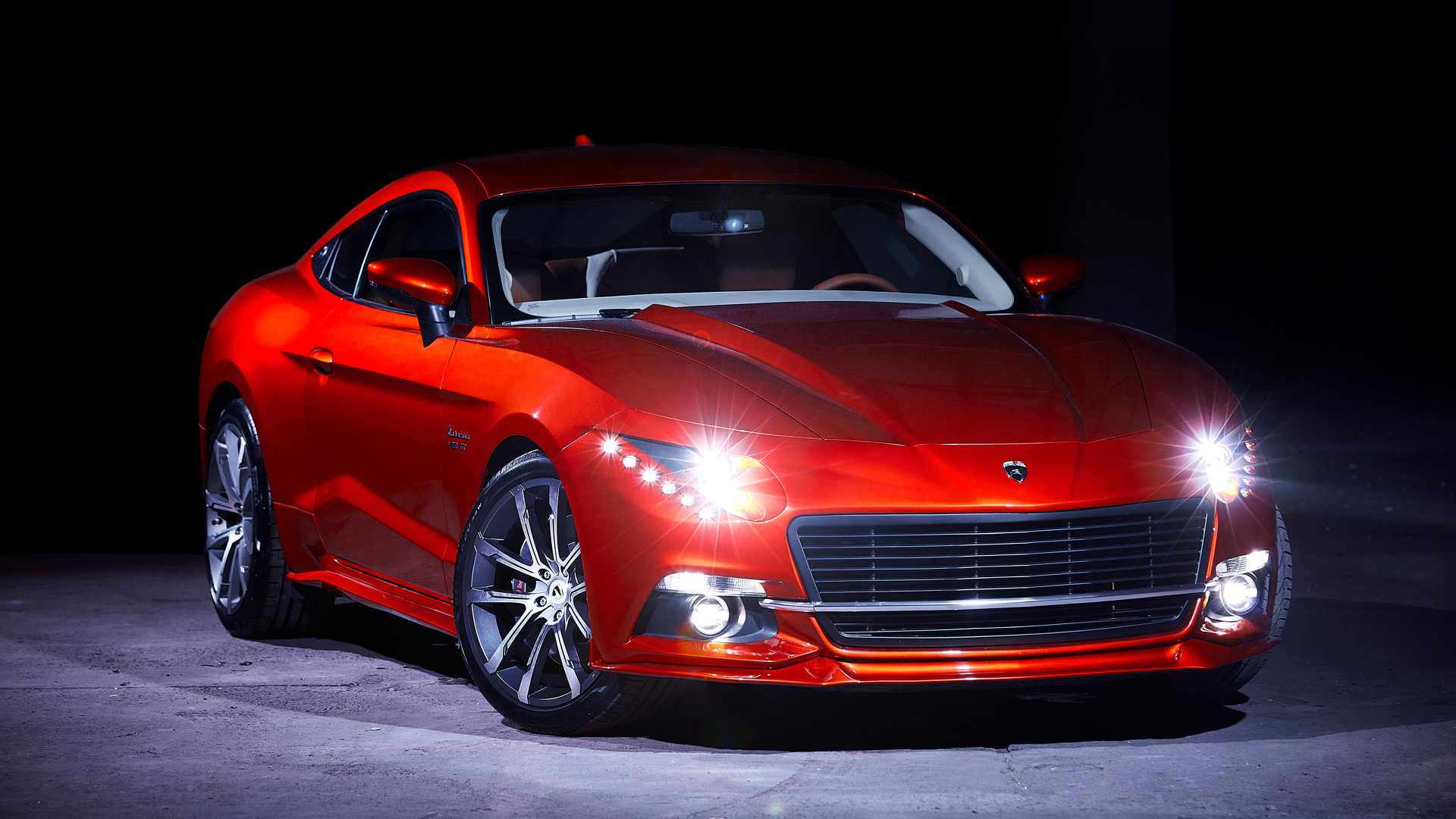 Красный автомобиль Warszawa M20 GT 2018 года с включенными фарами