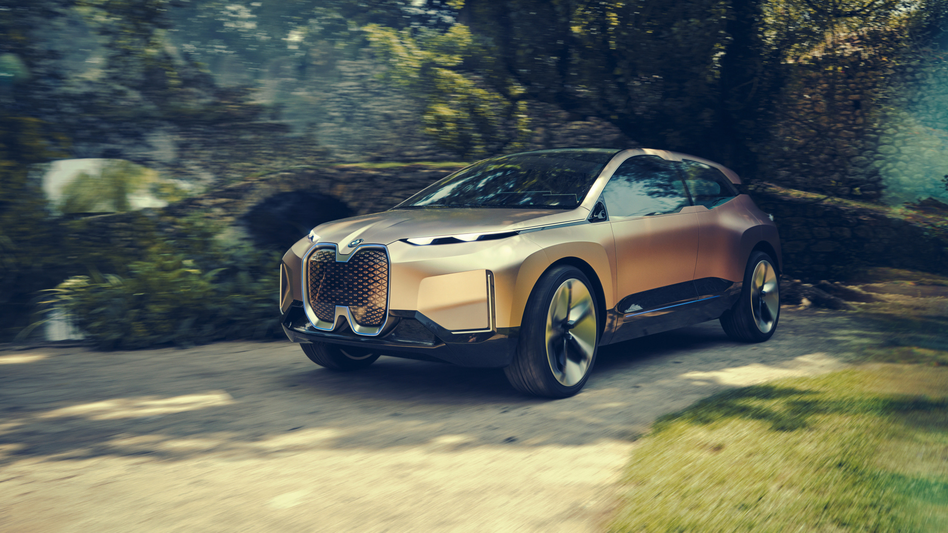 Красивый новый внедорожник BMW Vision iNext, 2018