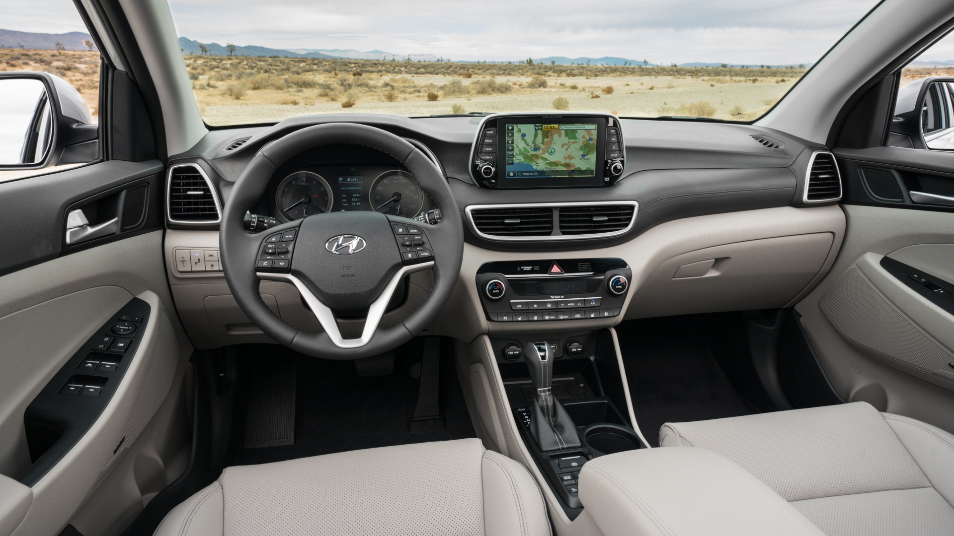 Кожаный салон автомобиля Hyundai Tucson 10, 2019