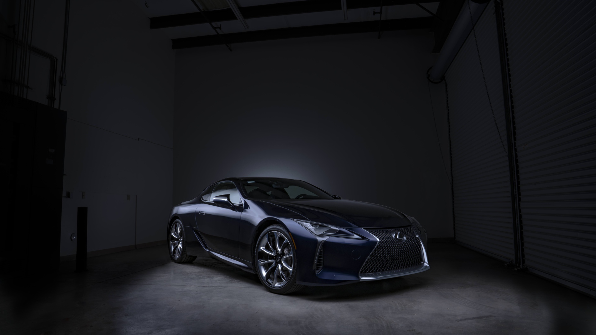 Автомобиль Lexus Black Panther LC 500, 2018