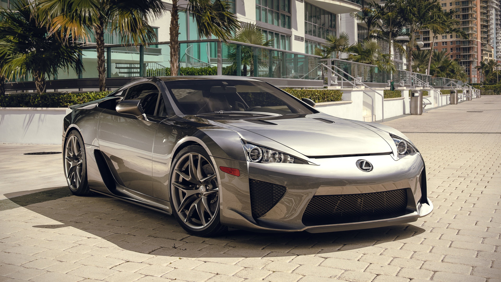 Дорогой автомобиль Lexus LFA Rain, 2019
