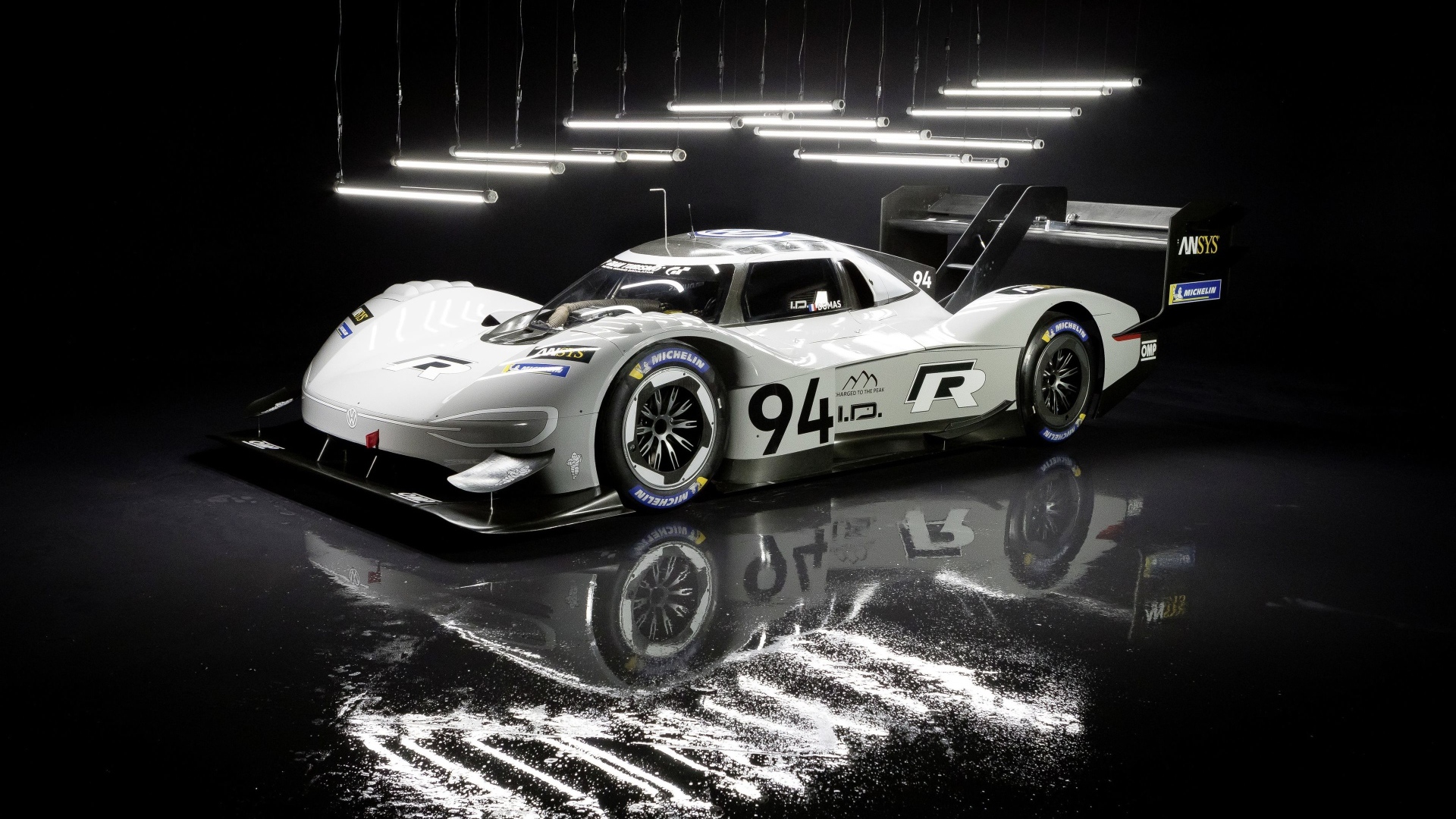 Электрический спортивный автомобиль Volkswagen ID R Pikes Peak 2018