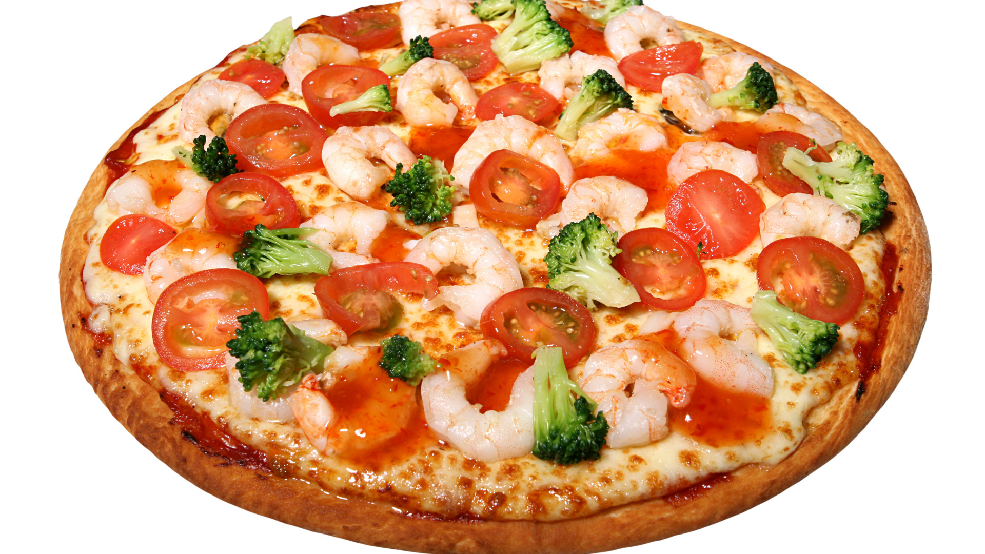 Пицца с помидорами и креветками на белом фоне