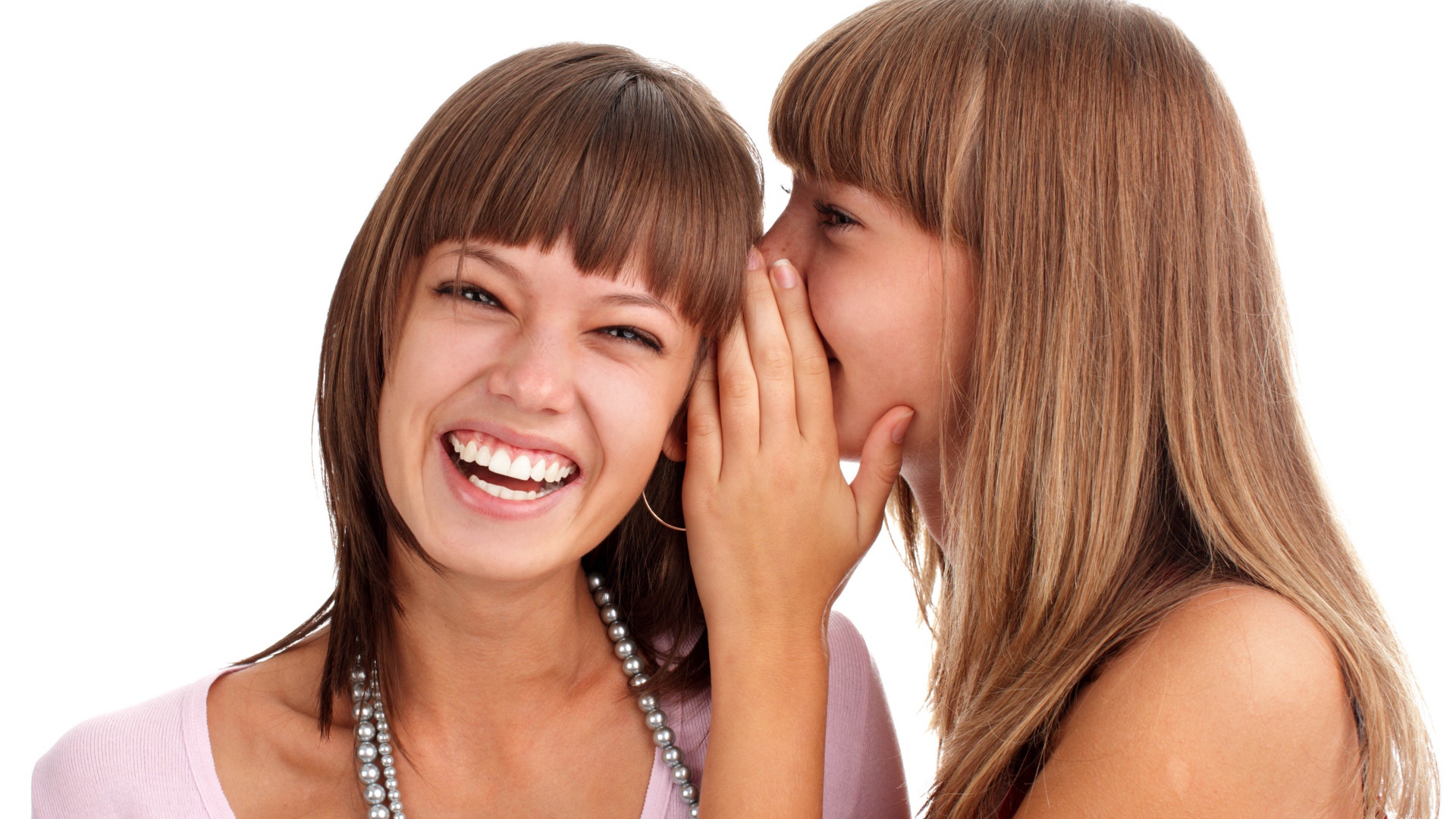 Две веселые подруги рассказывают секреты
