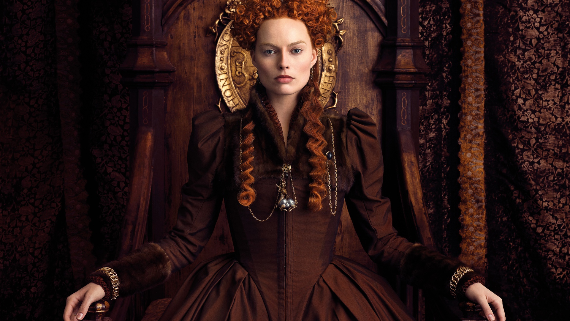 Актриса Марго Робби в фильме Две королевы, 2018