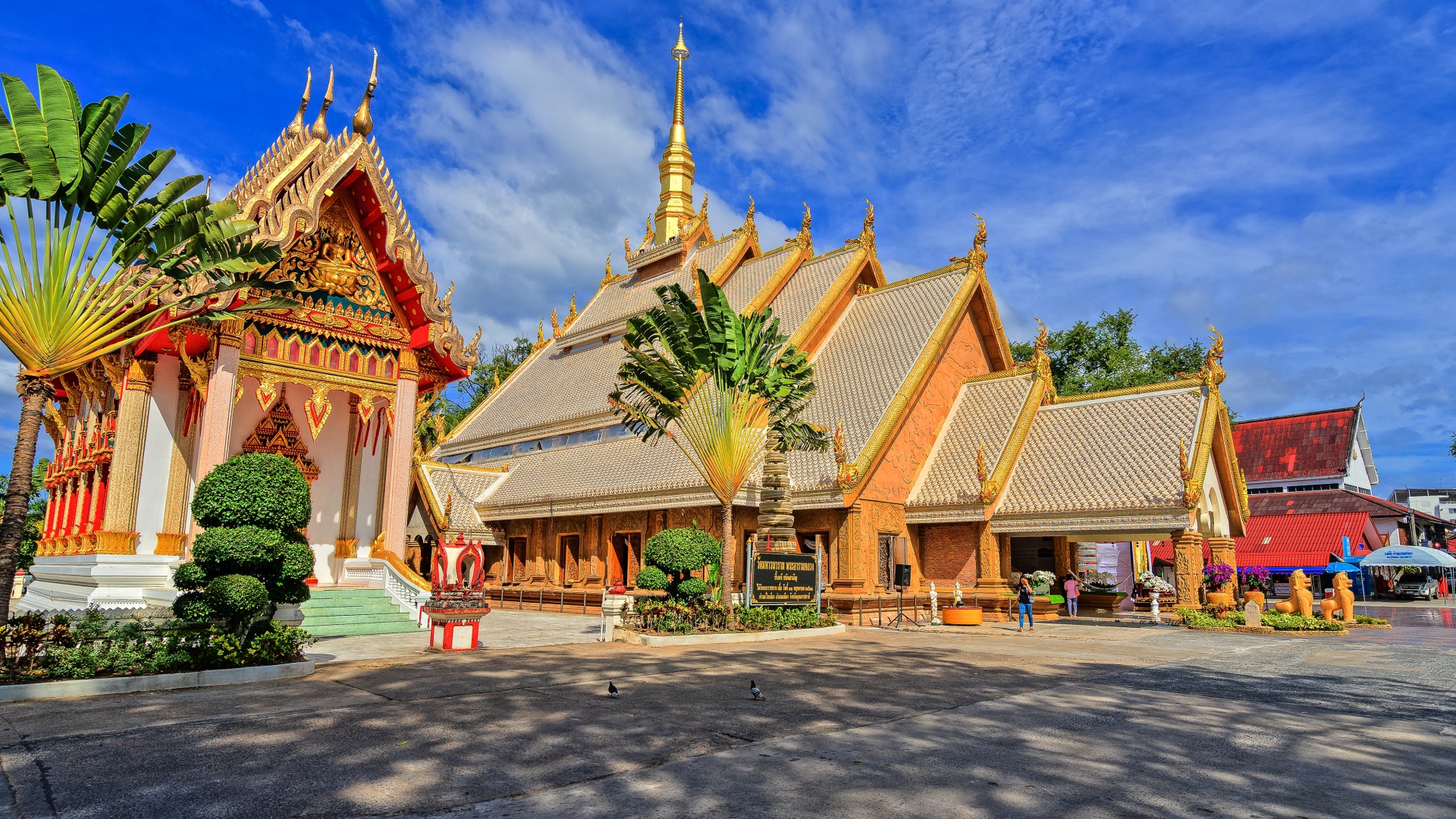 Буддийский храм Wat Maha Wanaram, Таиланд, Азия
