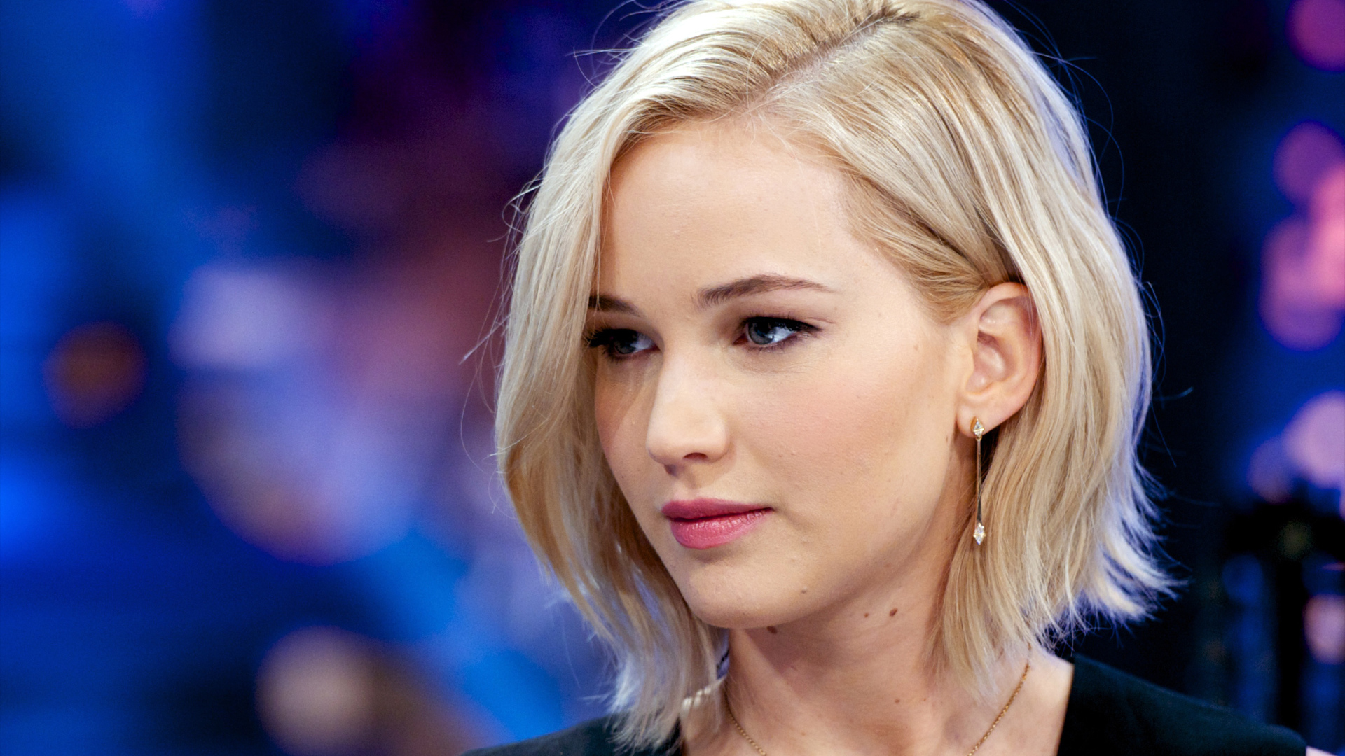 Нежная блондинка, актриса Дженнифер Лоуренс