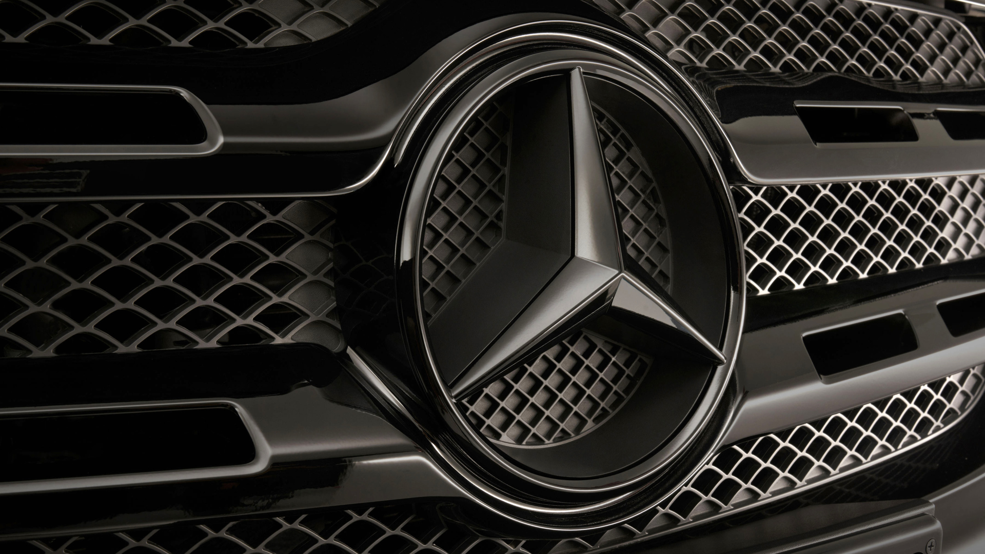 Фирменный знак автомобиля Mercedes-Benz X 350d 4MATIC Power Edition 2019 года