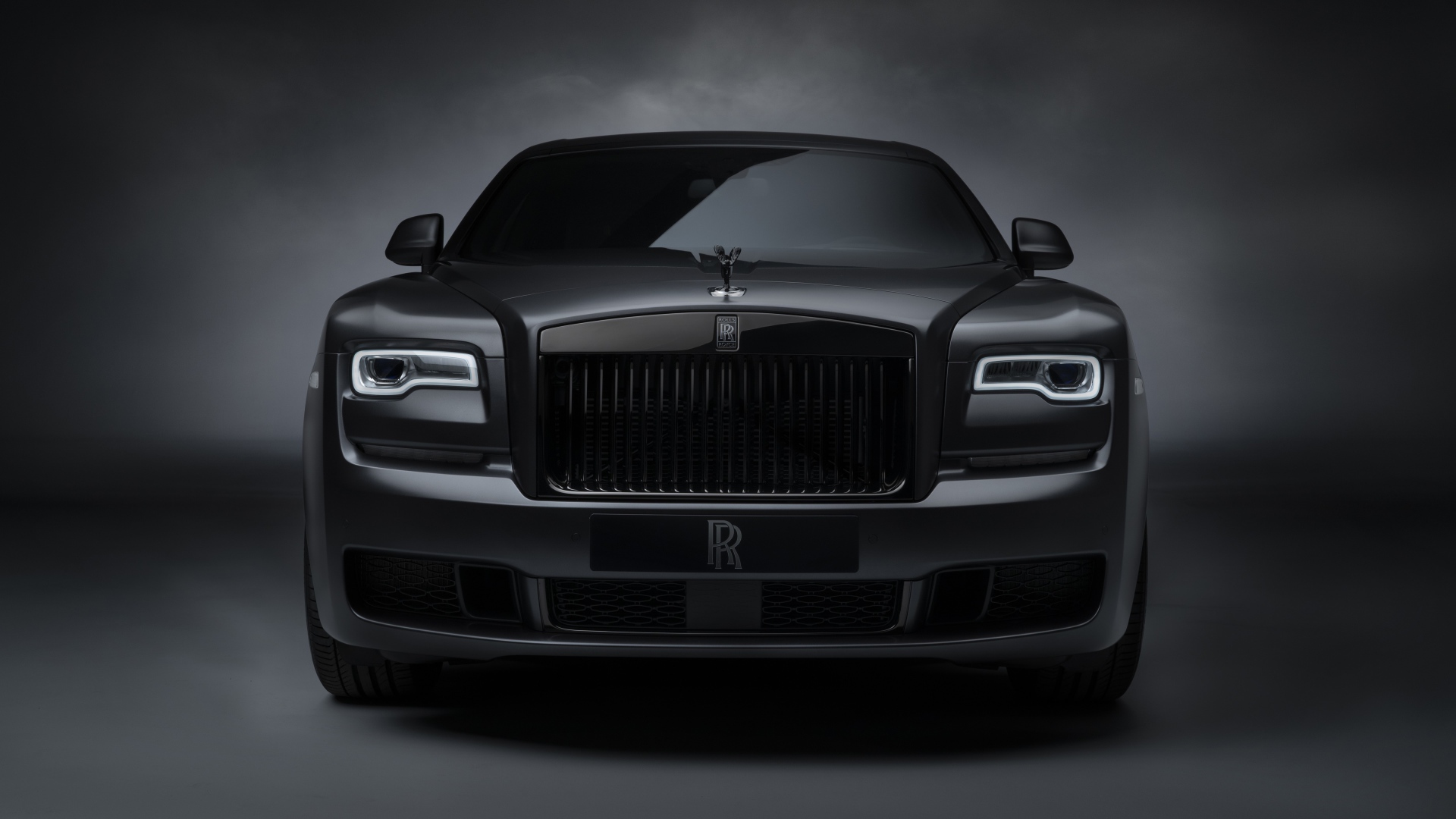 2019 Rolls-Royce Ghost car front view