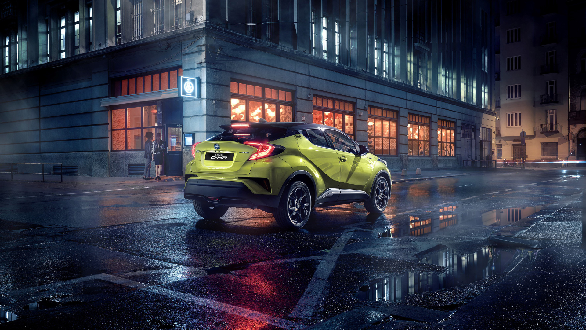 Toyota C-HR 2019 SUV on the street after the rain