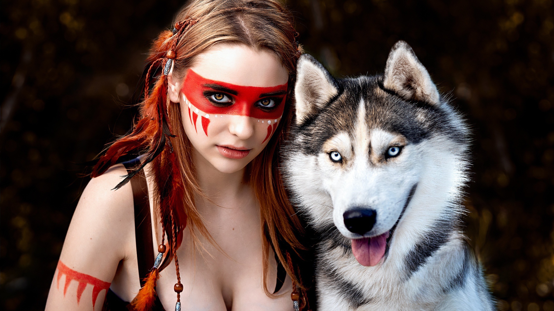 Девушка с макияжем индейца с собакой породы хаски