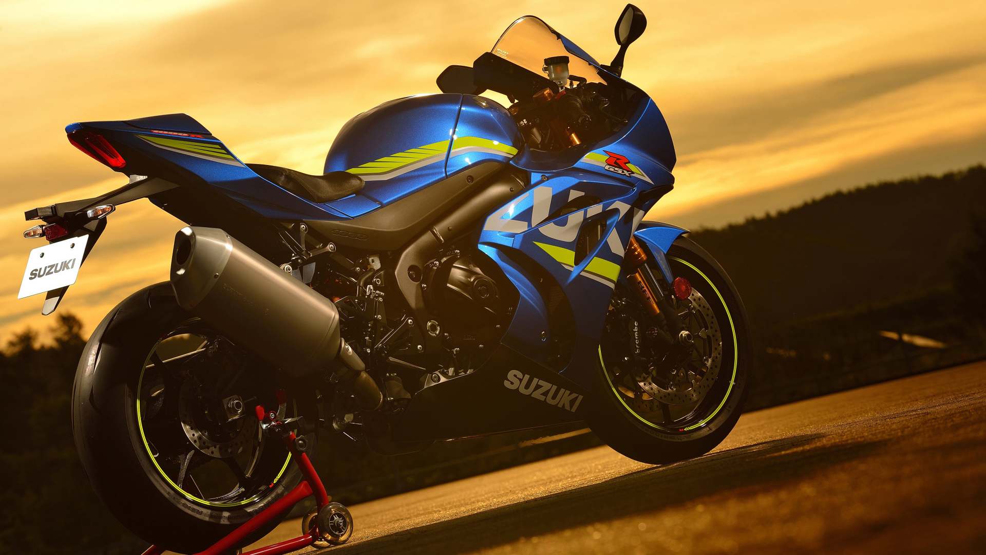 Спортивный мотоцикл Suzuki GSX-R1000R
