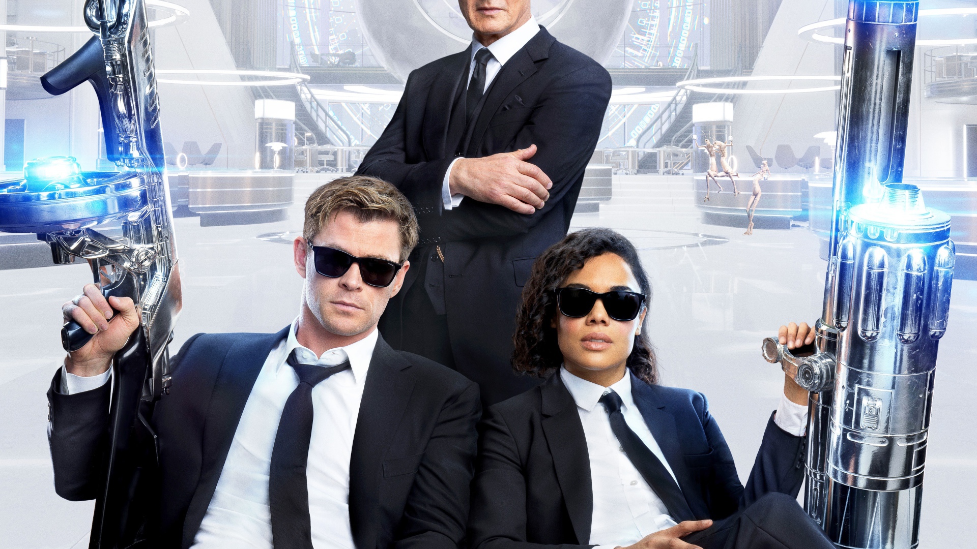 Постер комедийного фильма Люди в чёрном: Интернэшнл, 2019