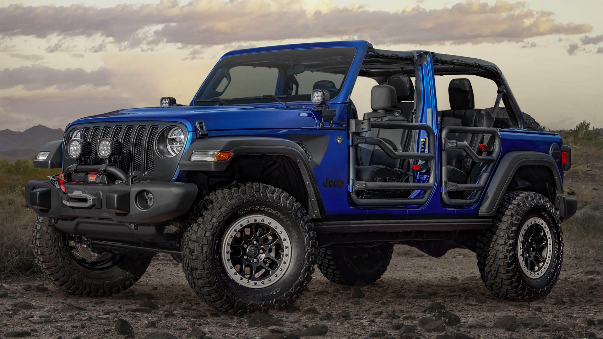 Синий  Jeep Wrangler Unlimited, 2020 года 
