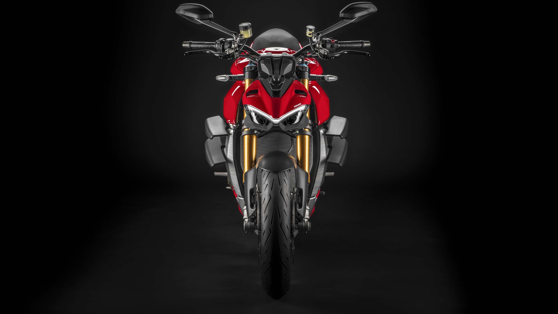 Мотоцикл Ducati Streetfighter V4, 2020 года вид спереди