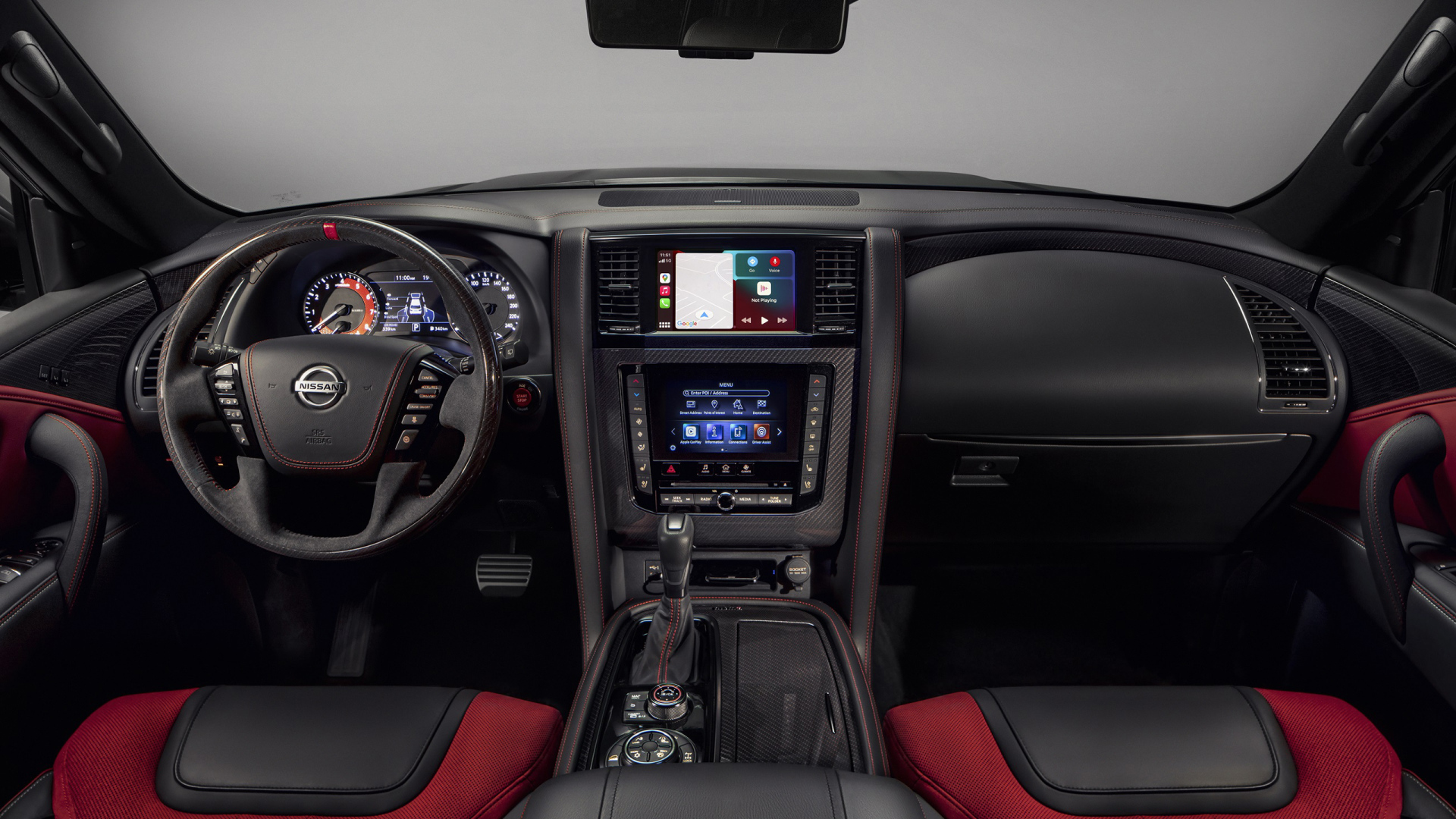 Салон автомобиля Nissan Patrol Nismo 2021 года